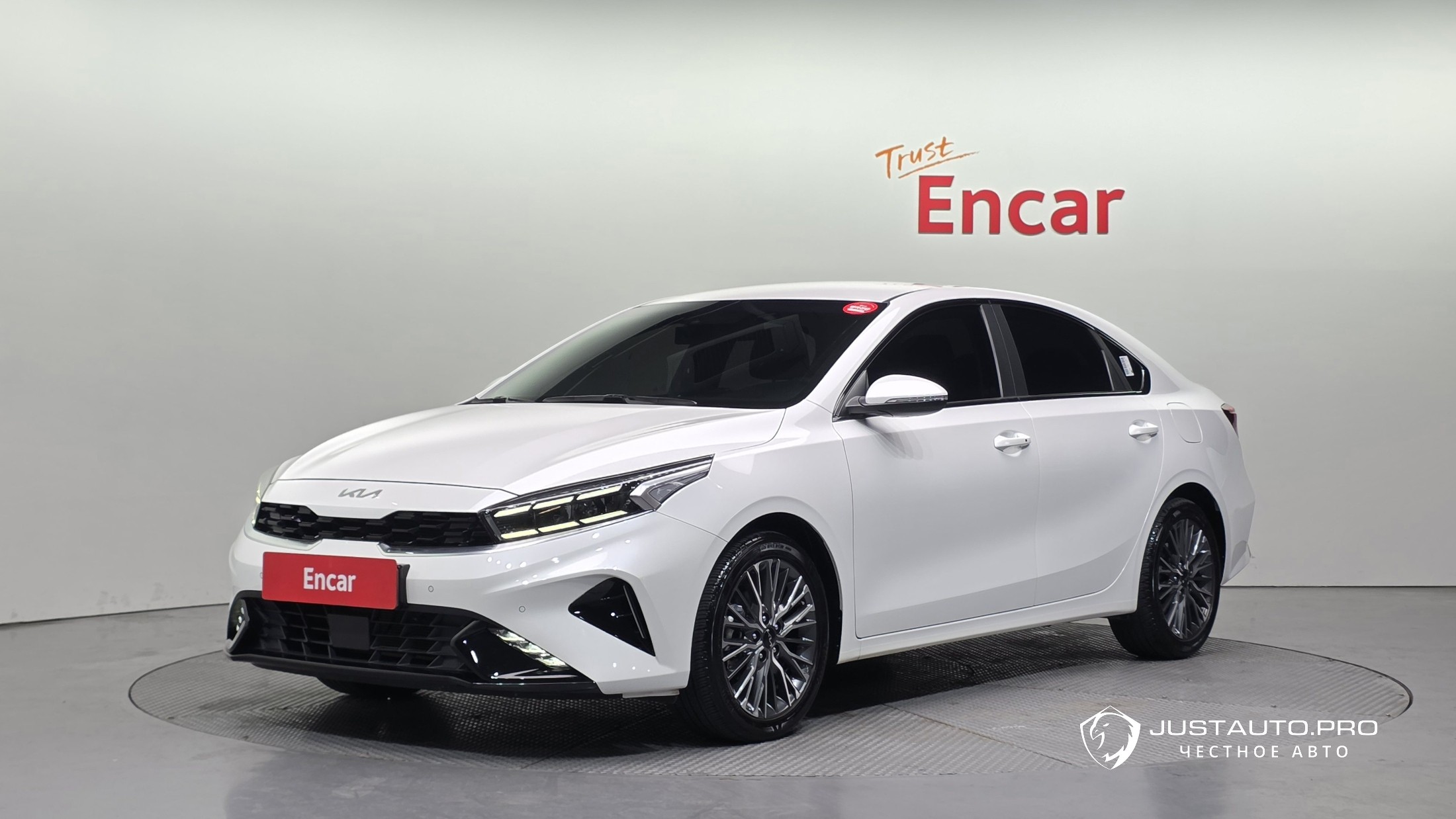 Автомобиль Kia K3