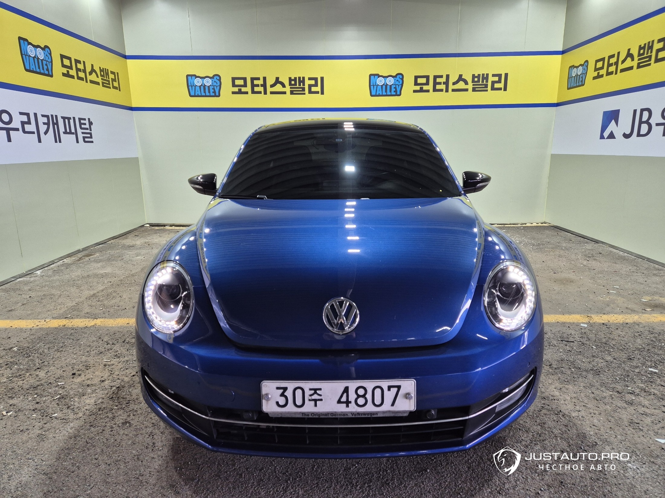 Автомобиль Volkswagen Beatle