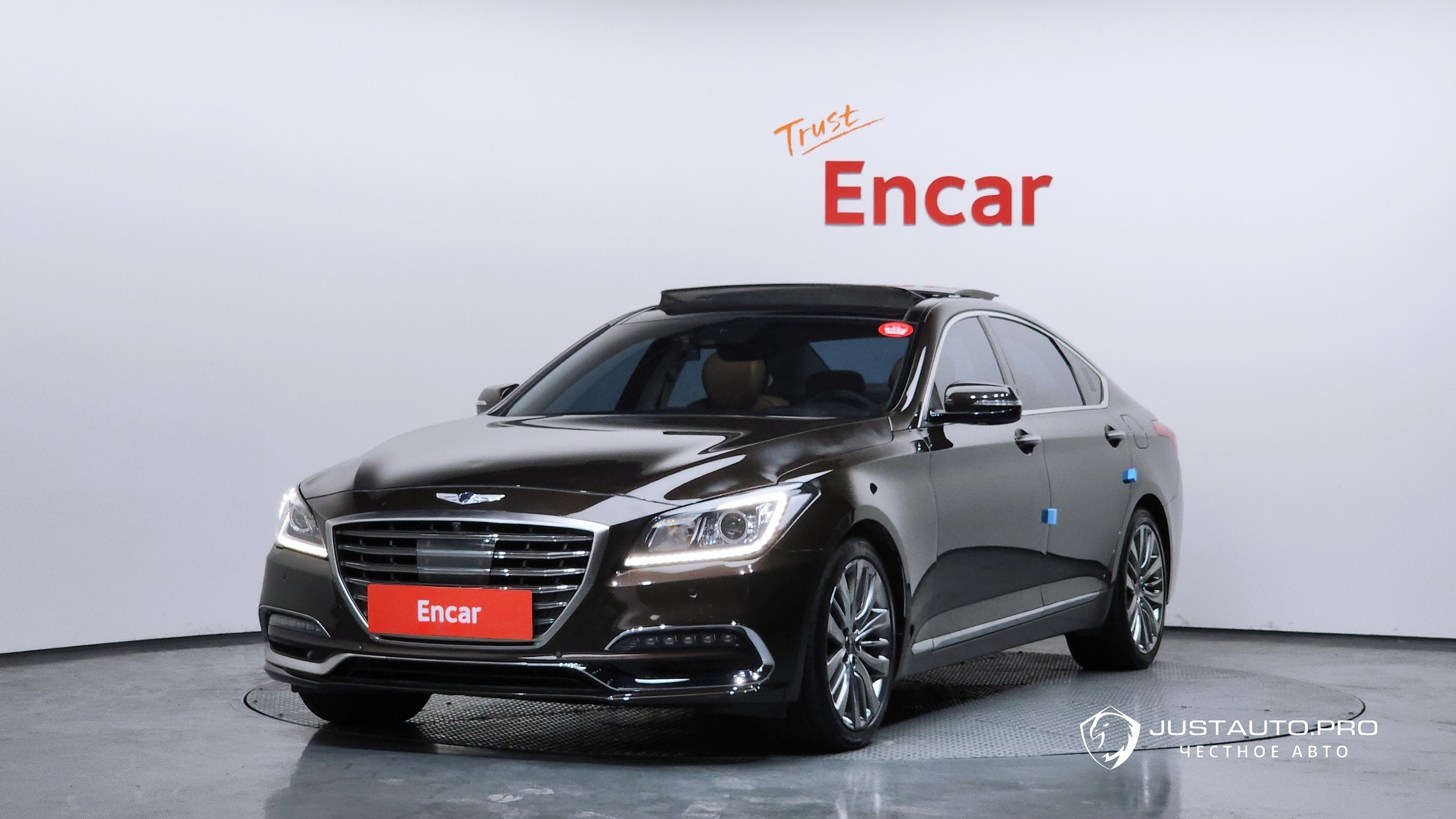 Автомобиль Genesis G80
