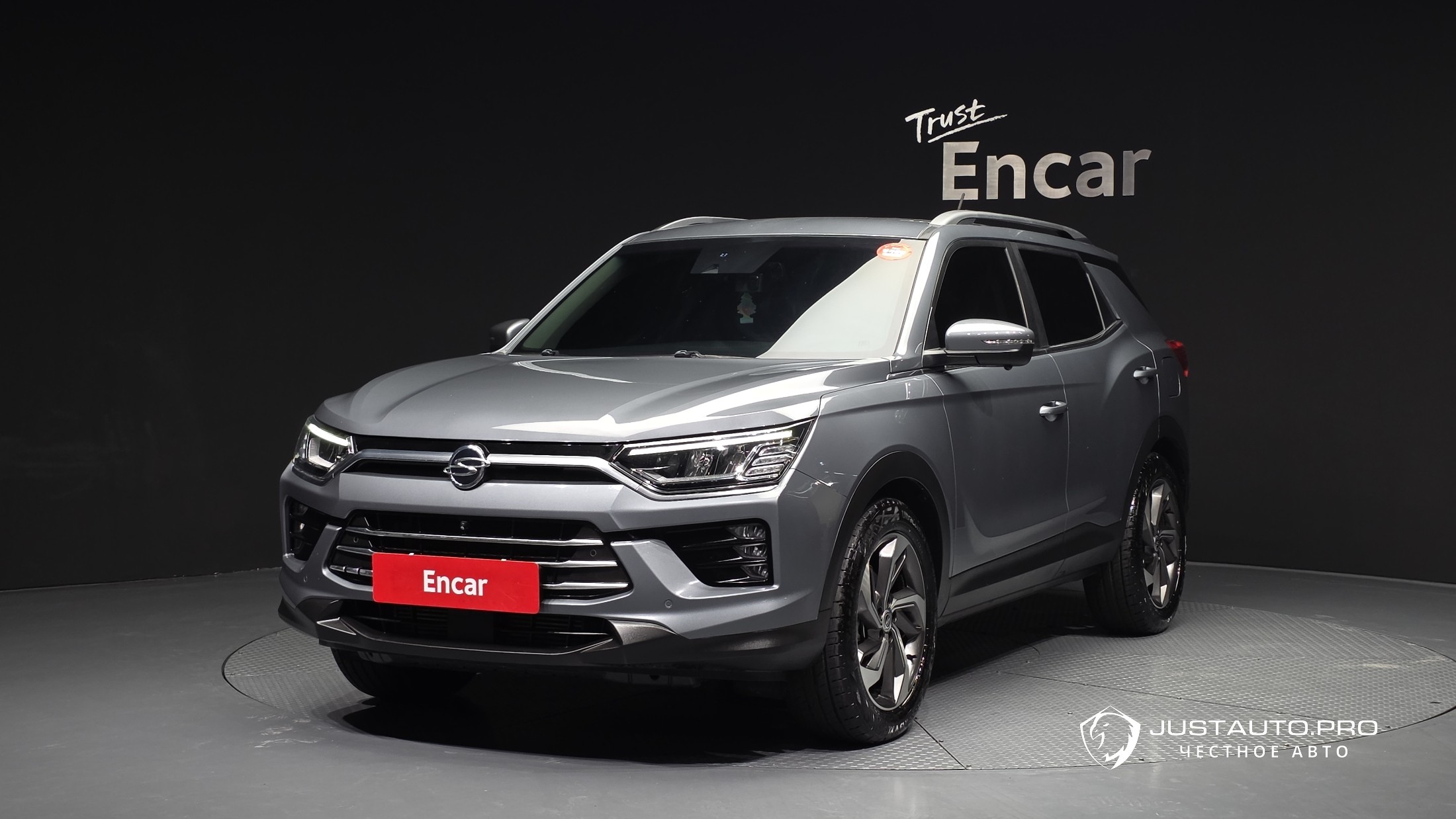 Автомобиль KG_Mobility_Ssangyong KORANDO