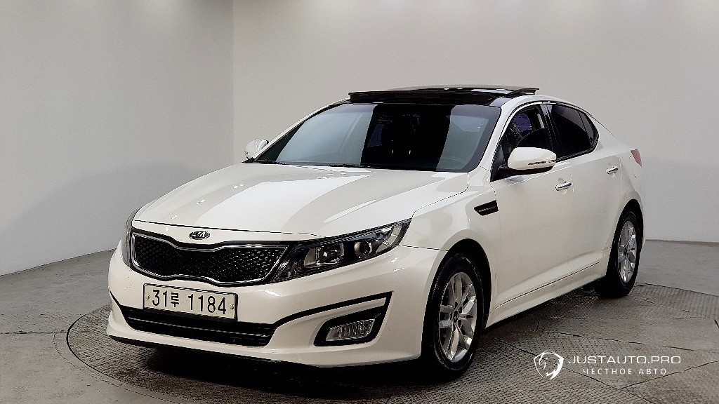 Автомобиль Kia K5
