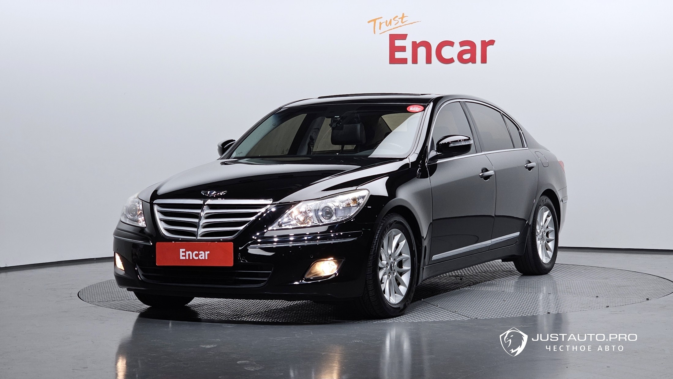 Автомобиль Hyundai Genesis
