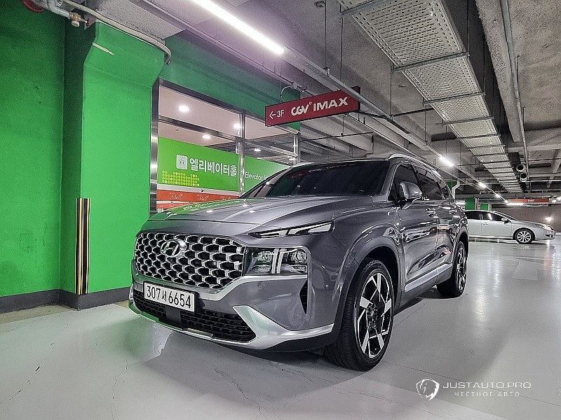 Автомобиль Hyundai Santafe