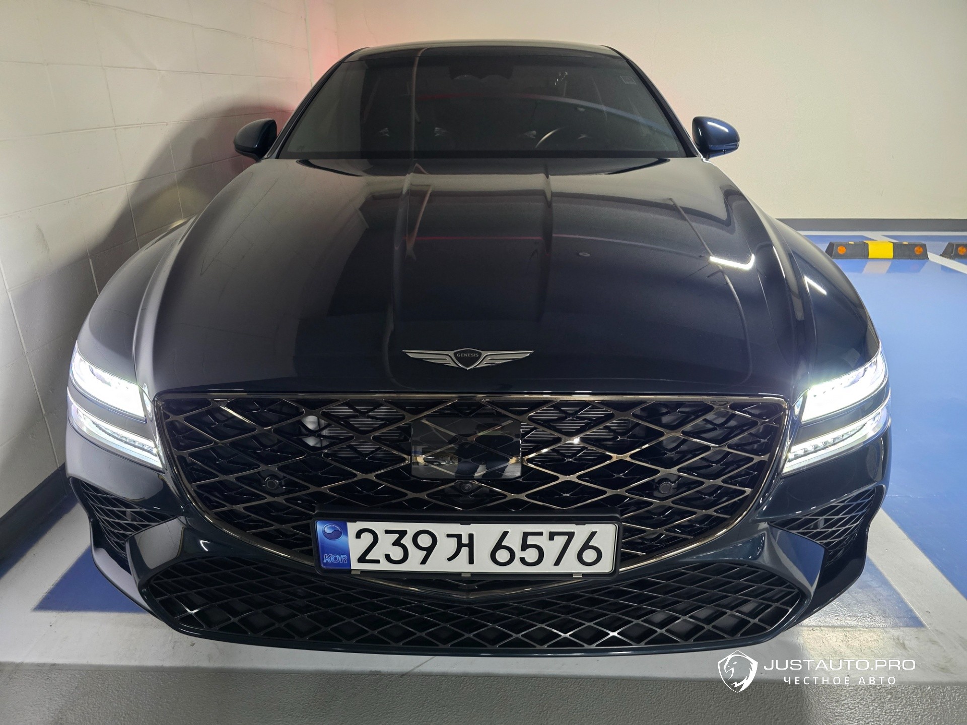 Автомобиль Genesis G80