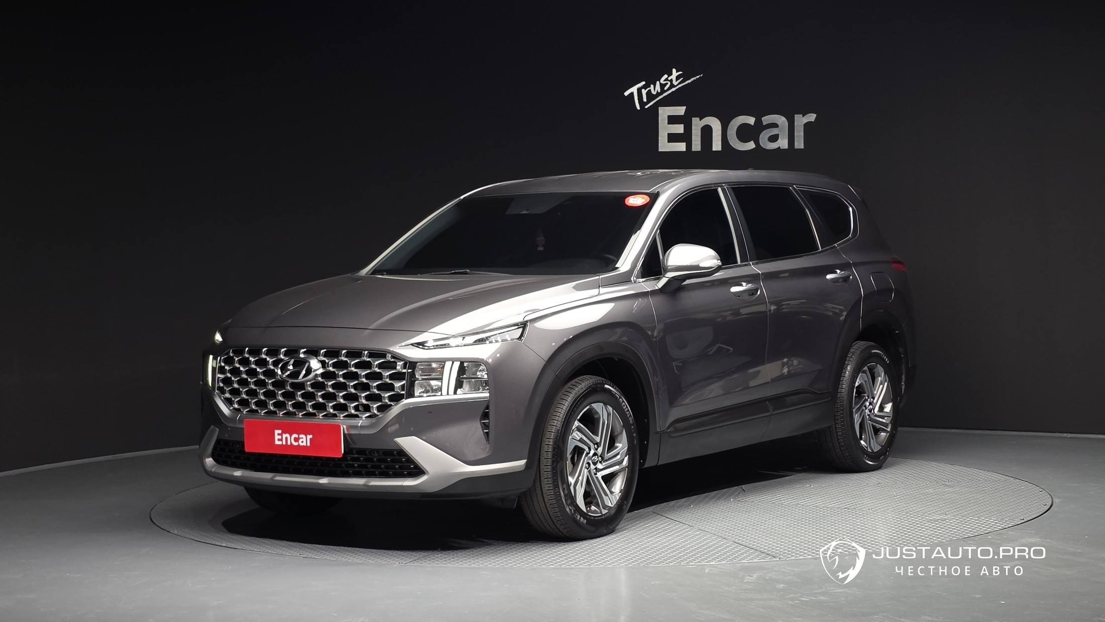 Автомобиль Hyundai Santafe