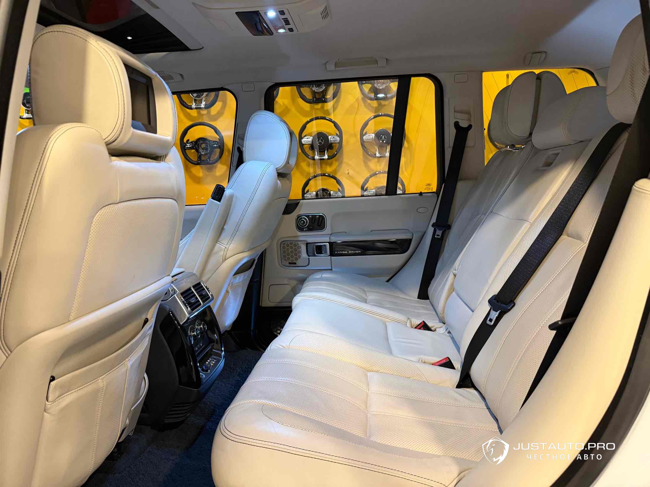 Автомобиль Land Rover Range Rover