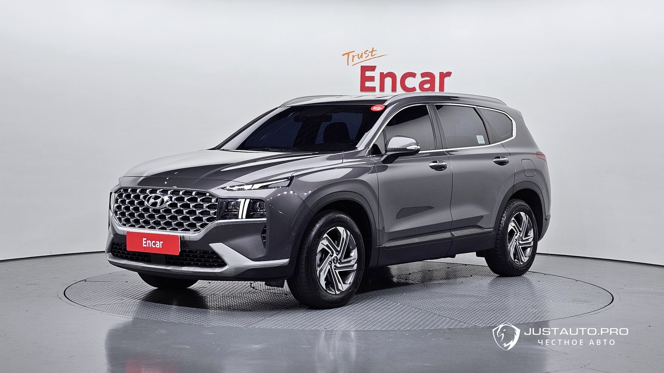 Автомобиль Hyundai Santafe