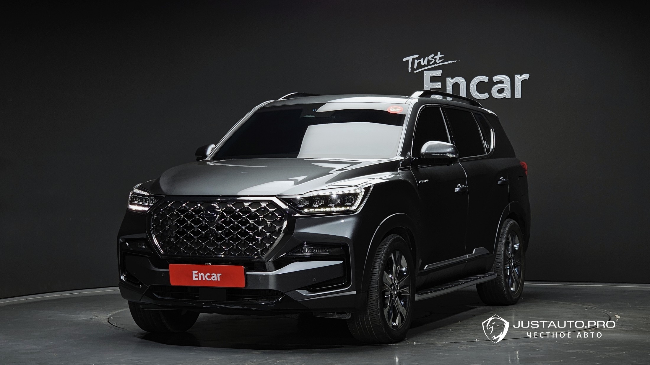 Автомобиль KG_Mobility_Ssangyong Rexton