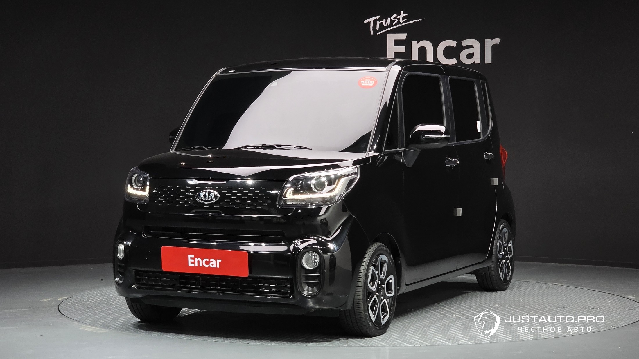 Автомобиль Kia RAY