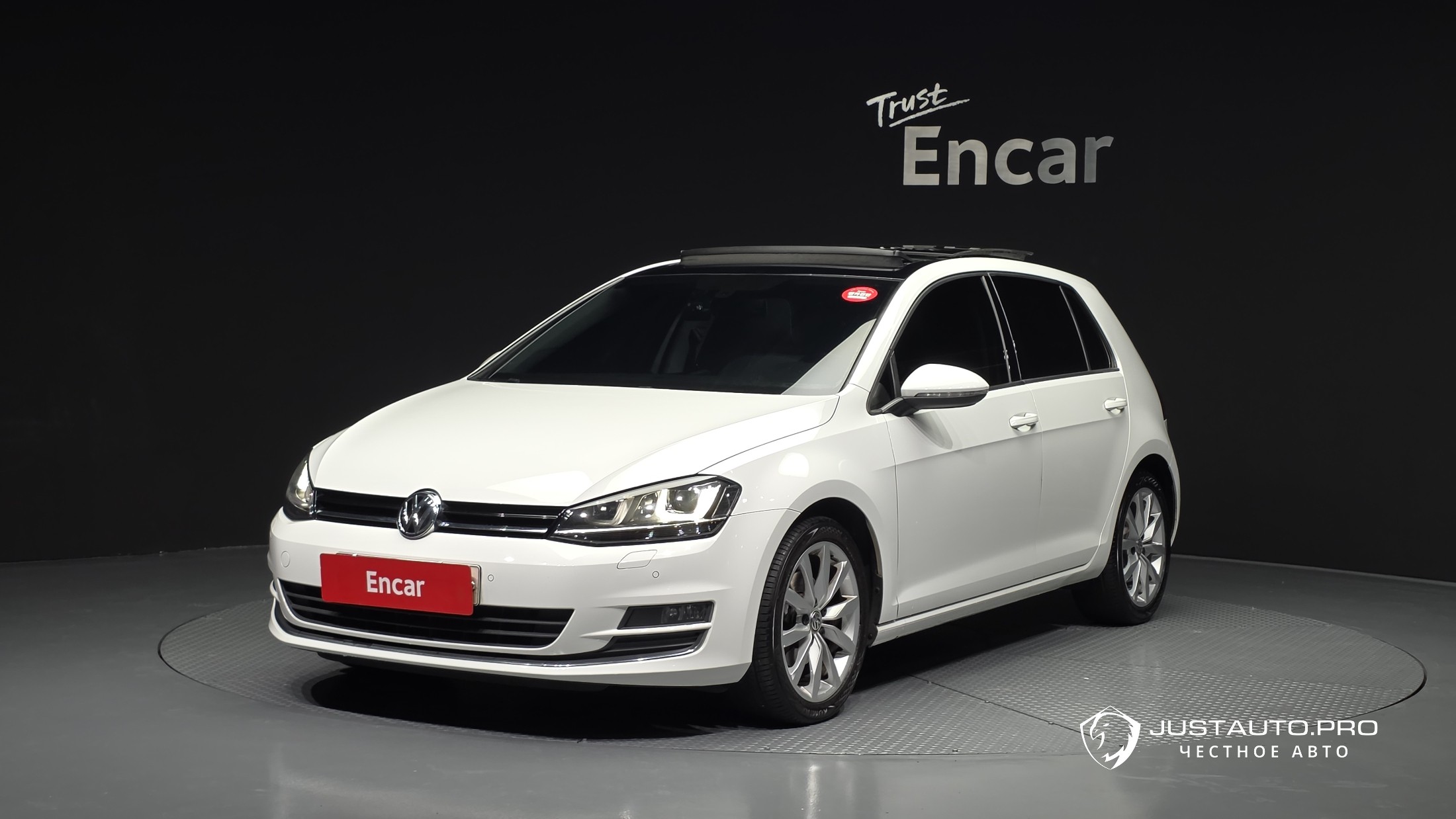 Автомобиль Volkswagen Golf