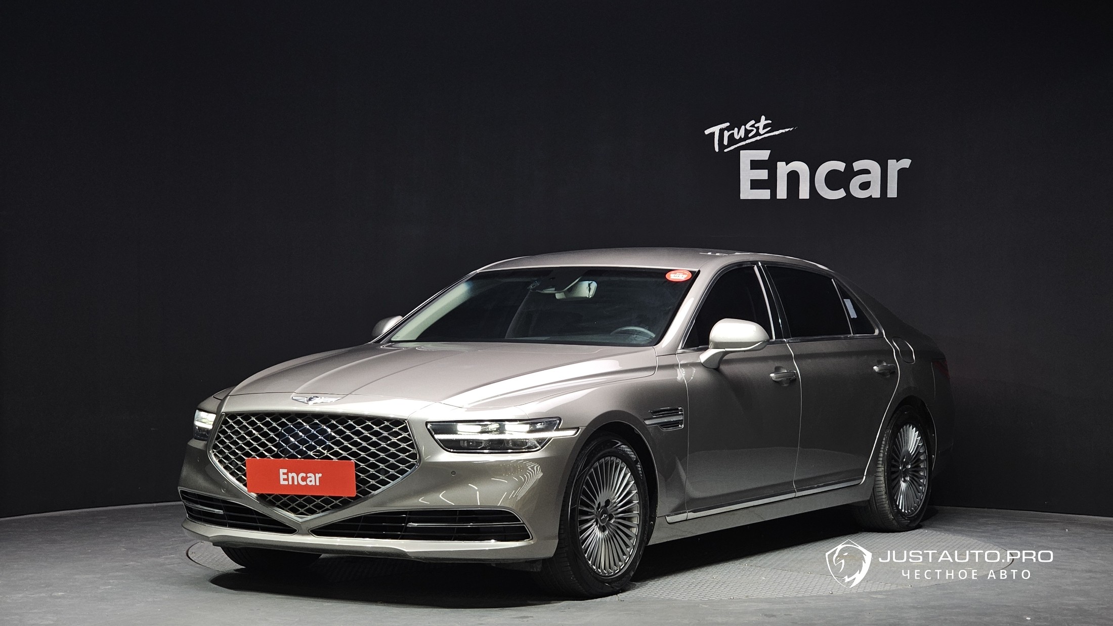 Автомобиль Genesis G90