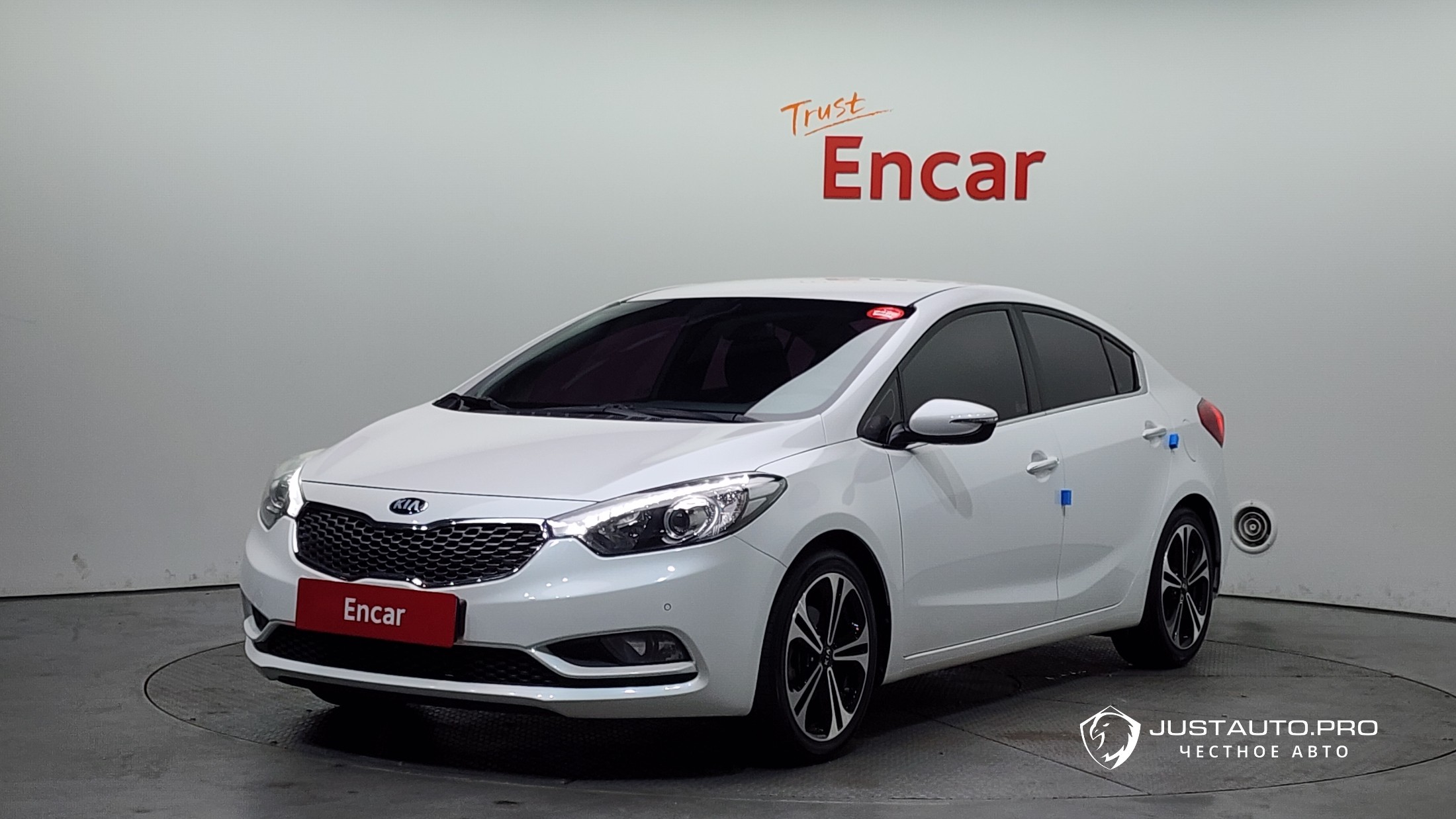 Автомобиль Kia K3