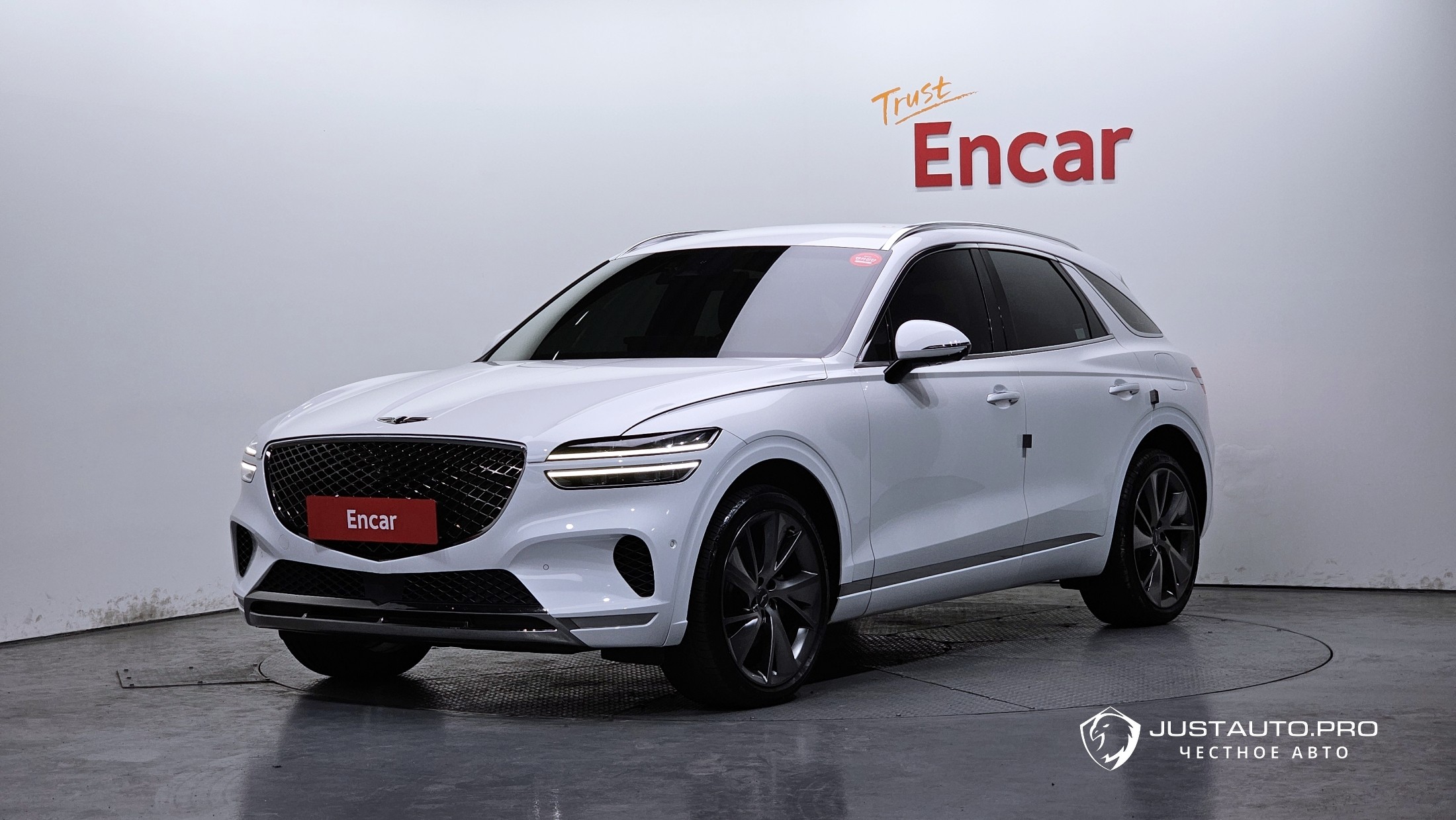 Автомобиль Genesis GV70