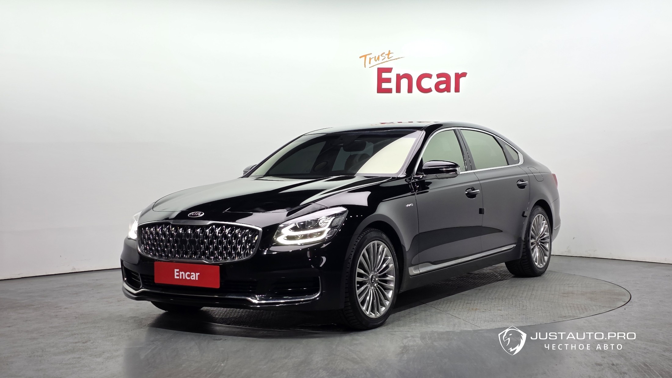 Автомобиль Kia K9