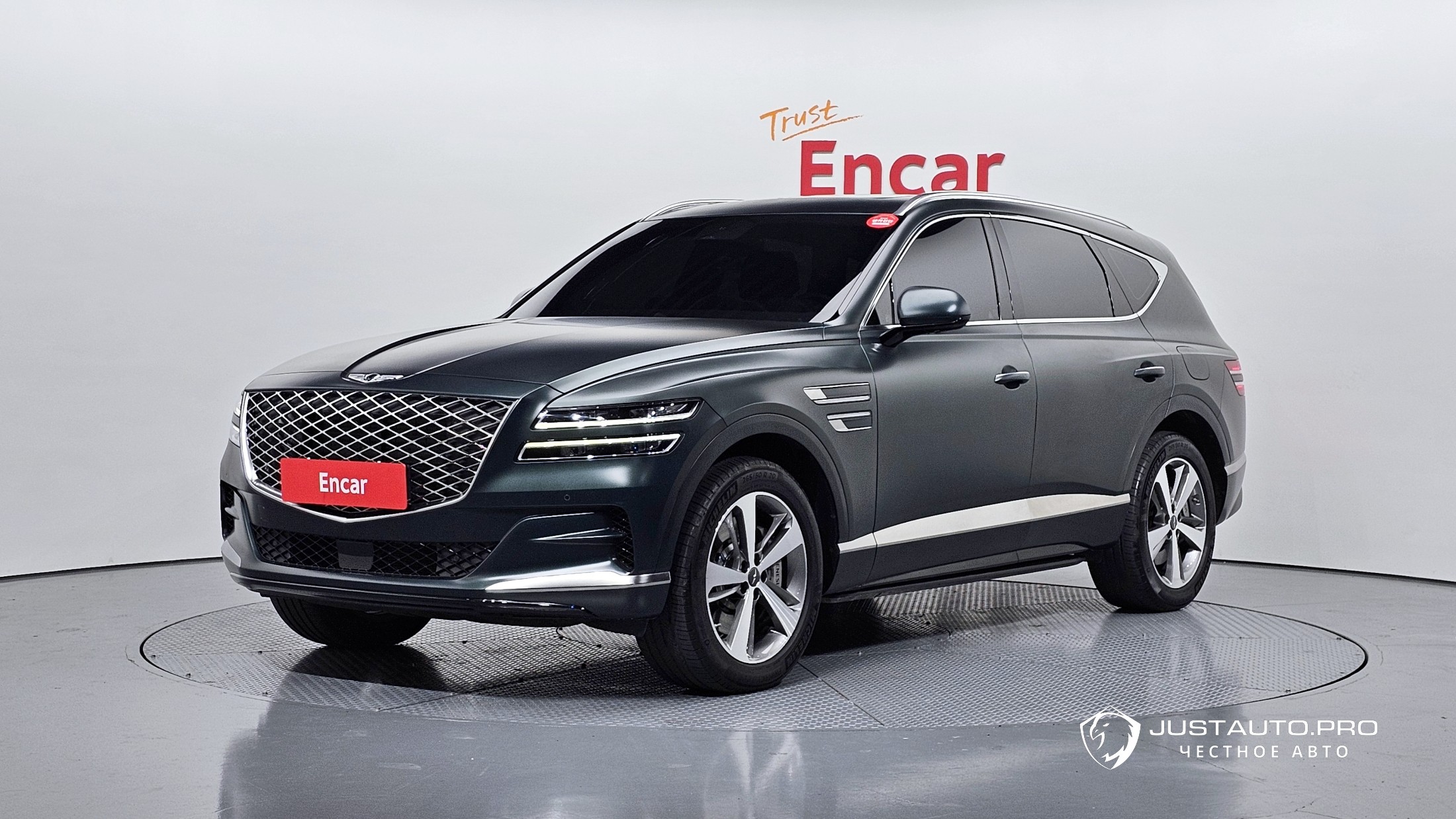 Автомобиль Genesis GV80