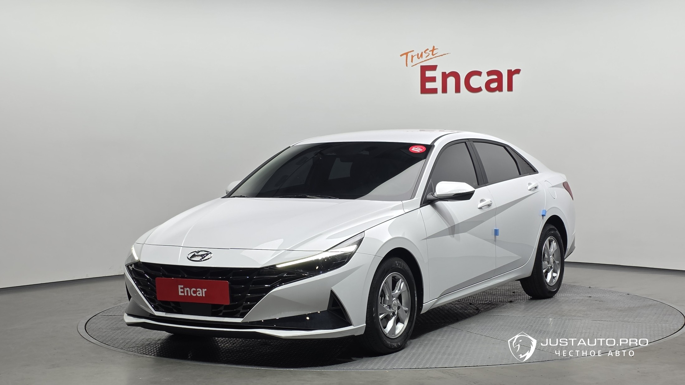 Автомобиль Hyundai AVANTE