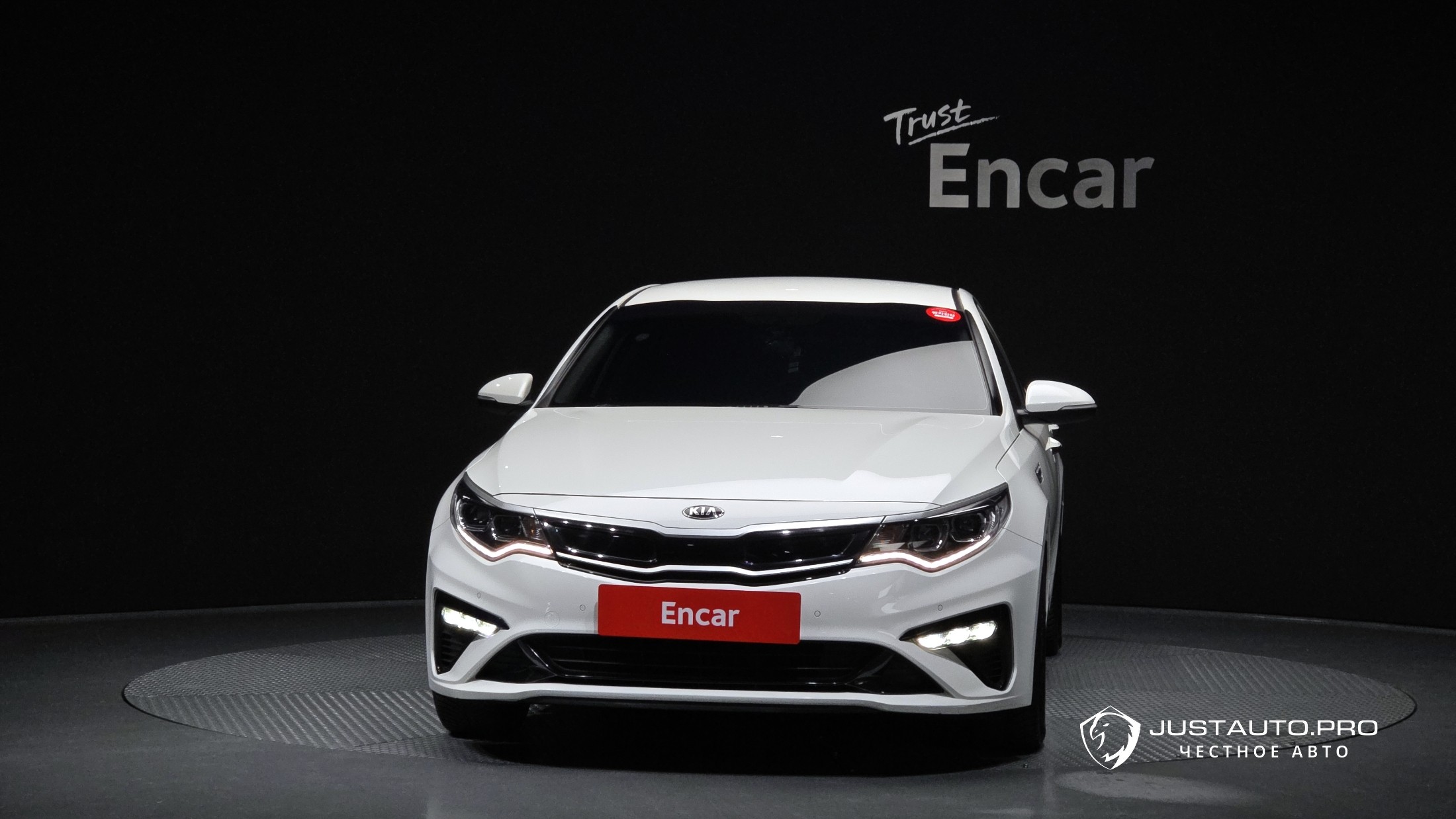 Автомобиль Kia K5