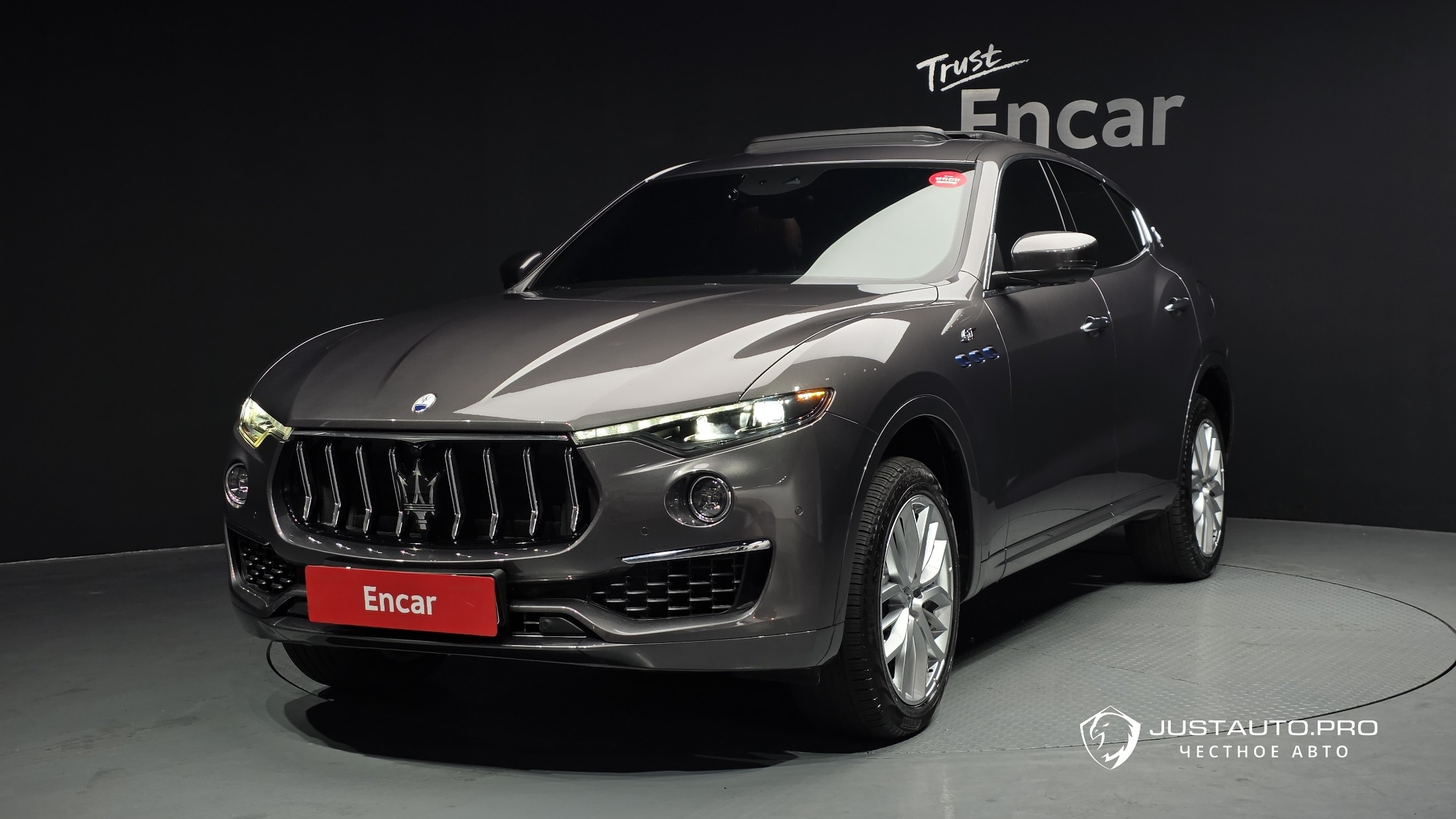 Автомобиль Maserati Levante