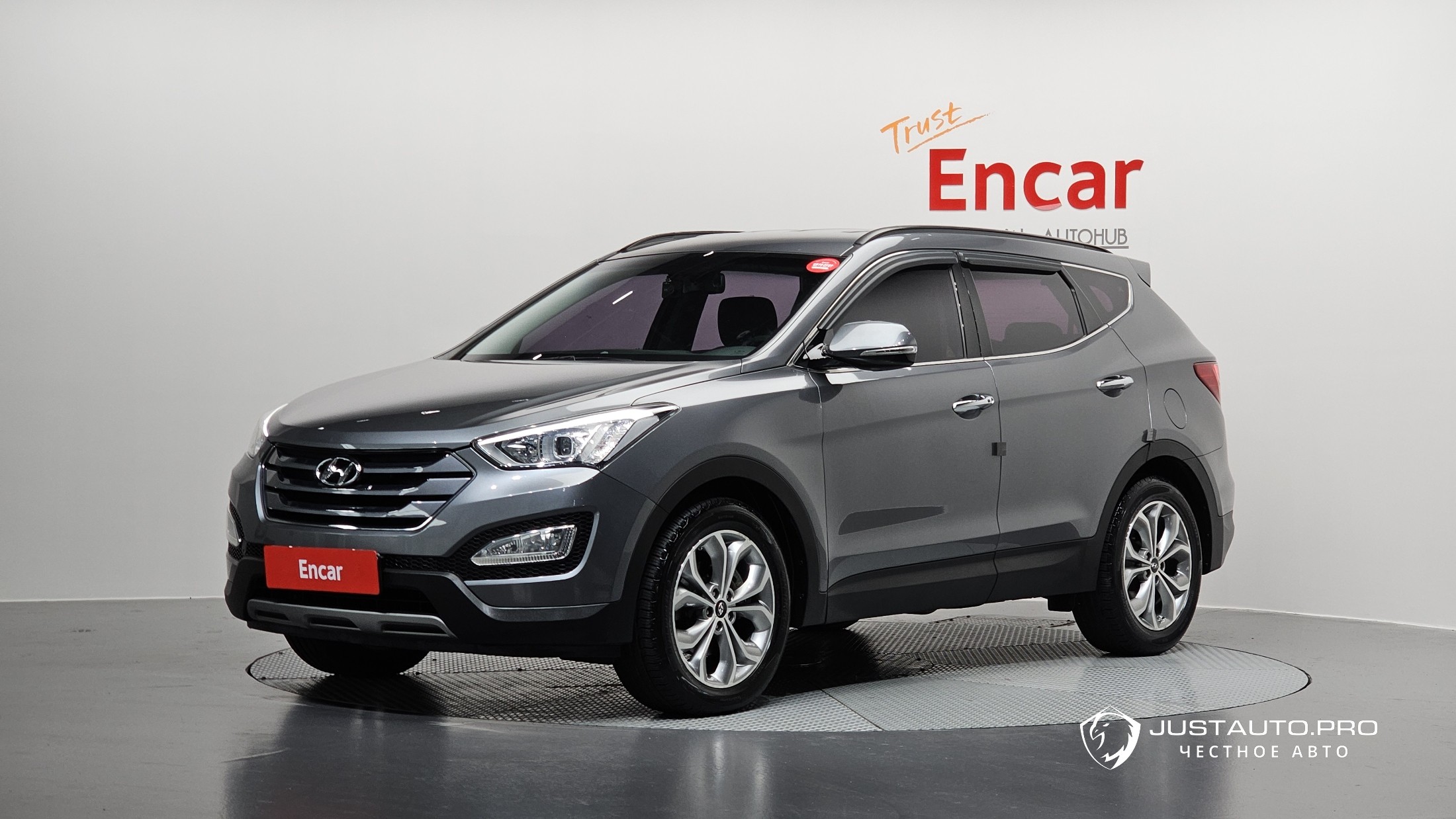 Автомобиль Hyundai Santafe