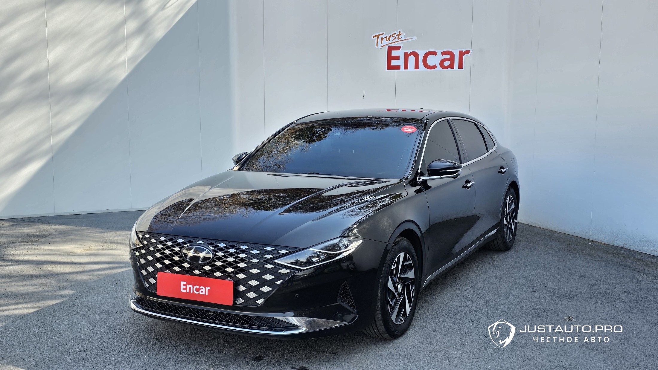 Автомобиль Hyundai Grandeur