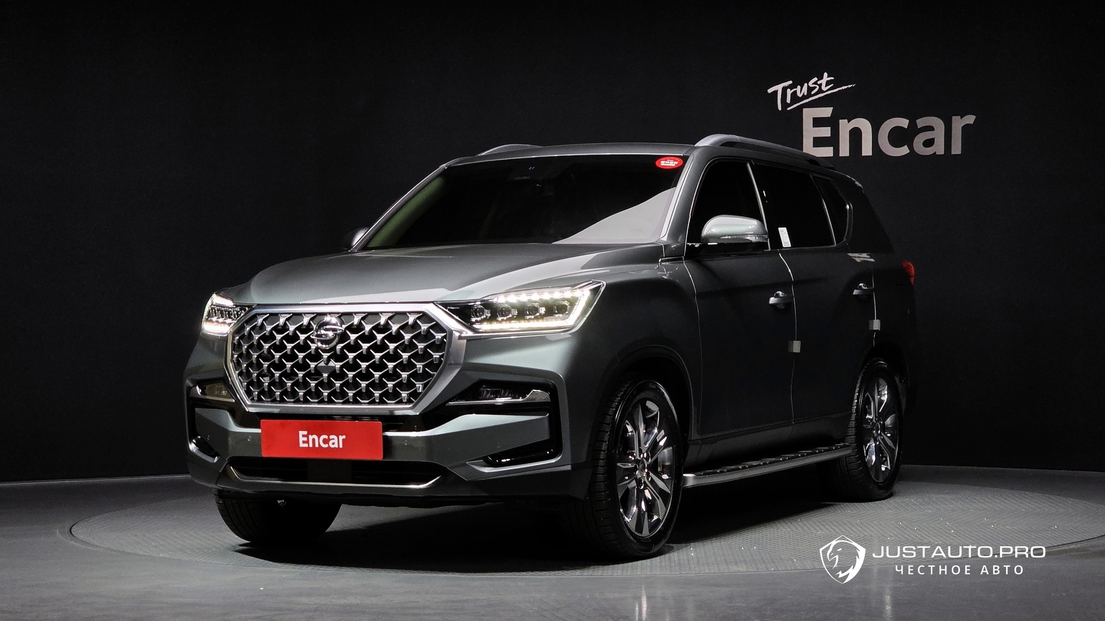 Автомобиль KG_Mobility_Ssangyong Rexton