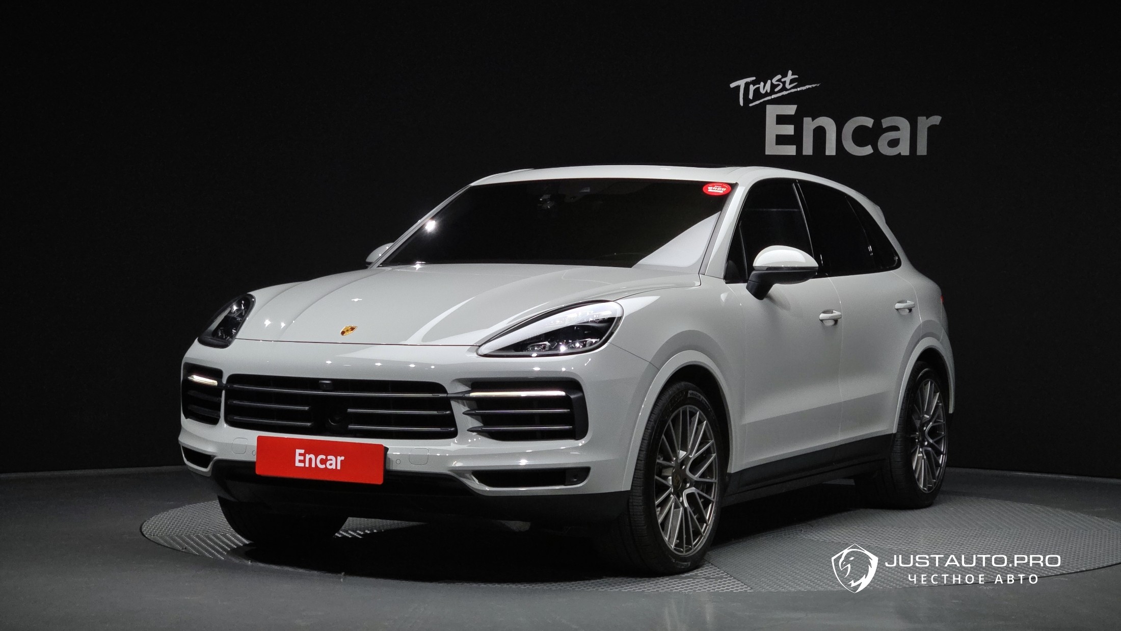 Автомобиль Porsche Cayenne