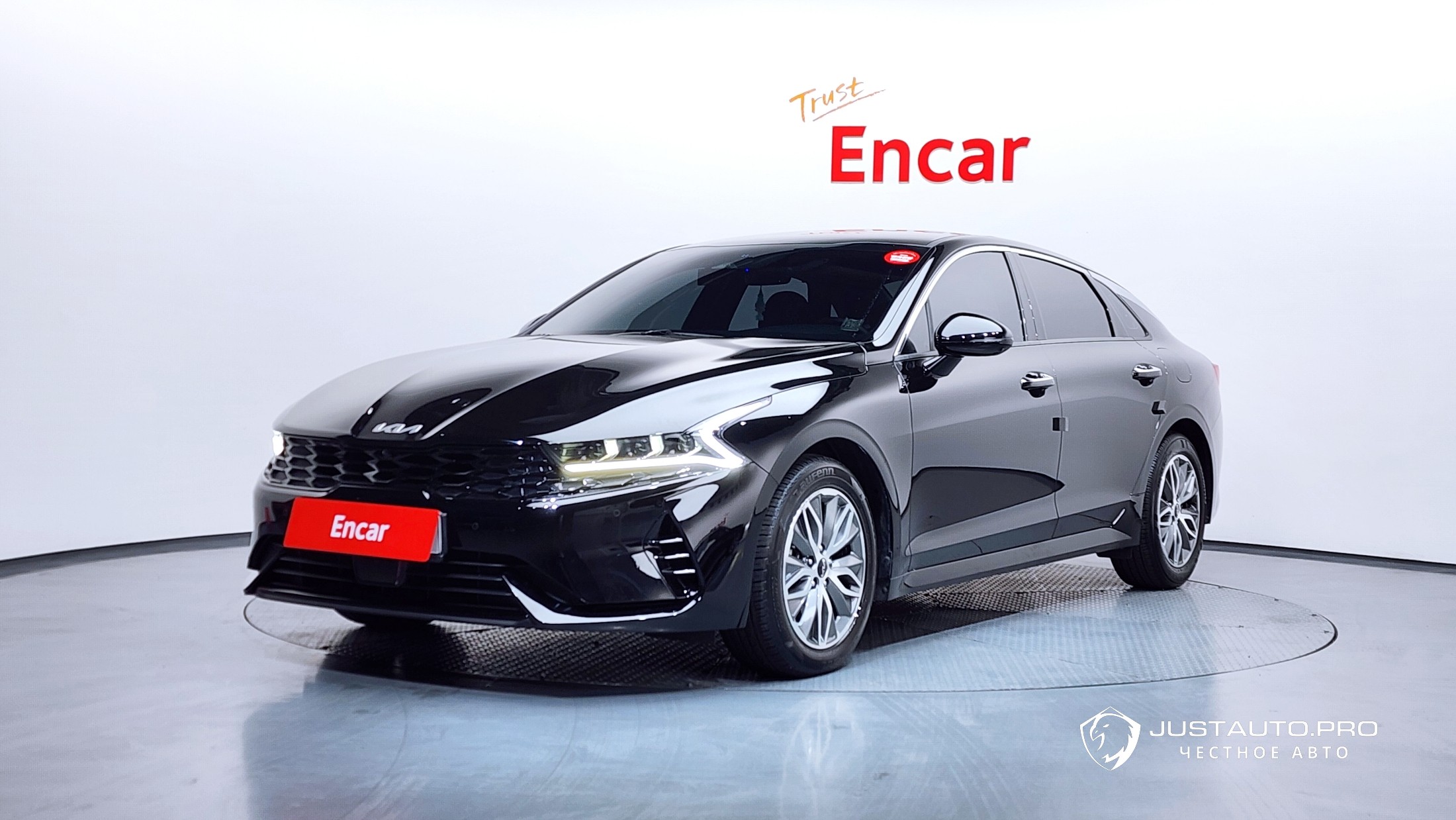 Автомобиль Kia K5