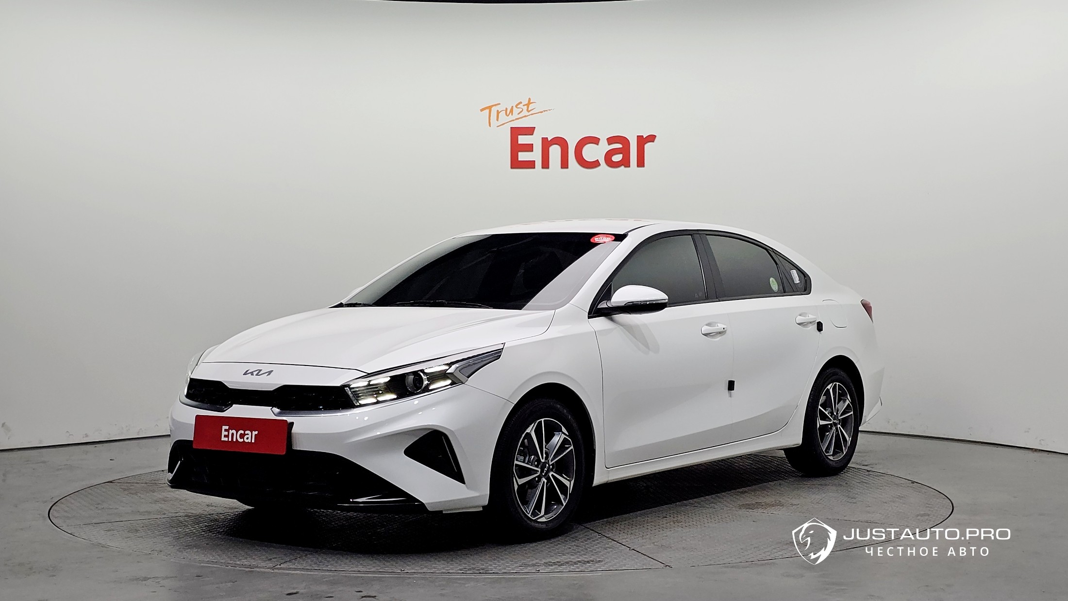 Автомобиль Kia K3