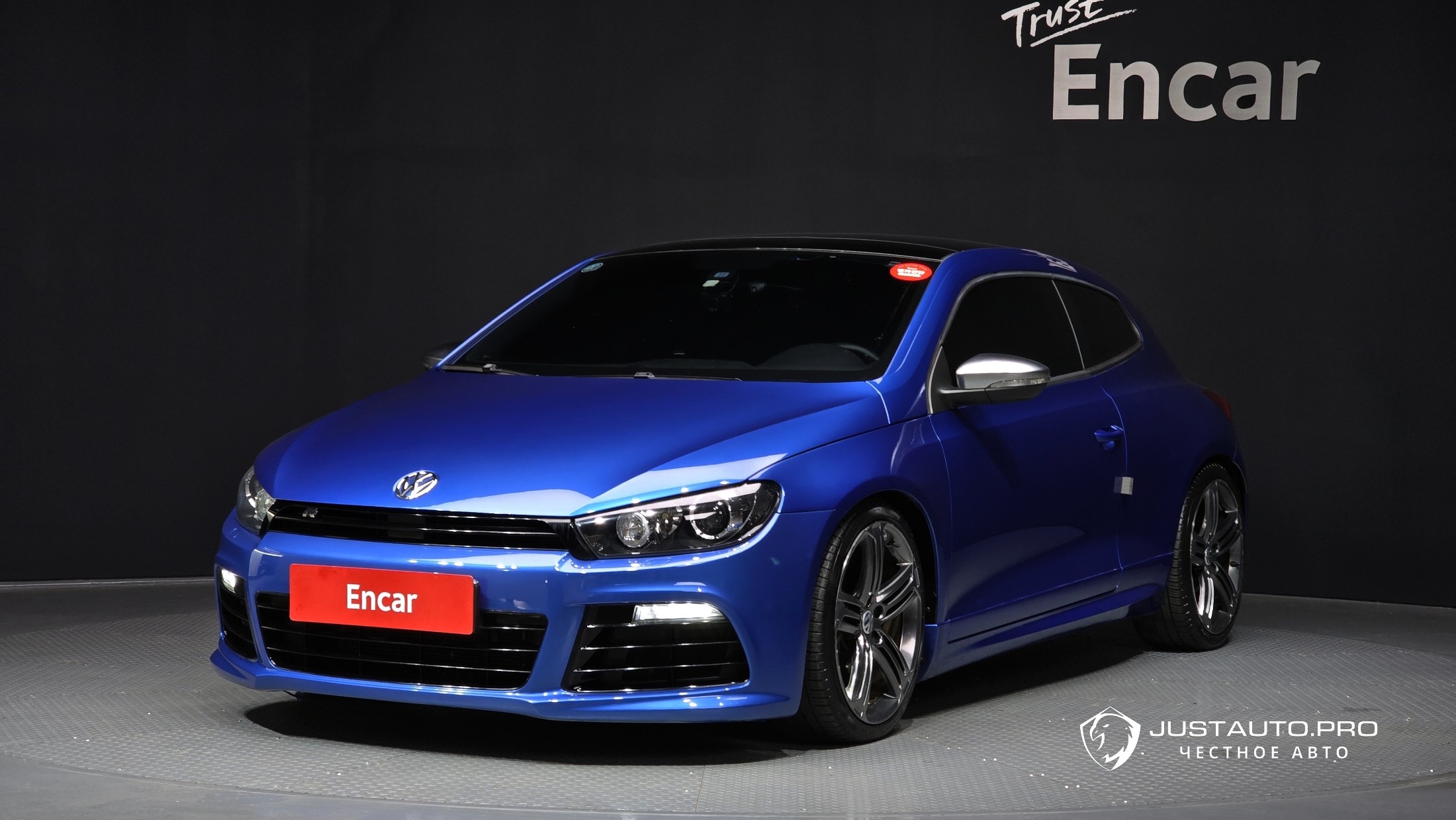Автомобиль Volkswagen Scirocco