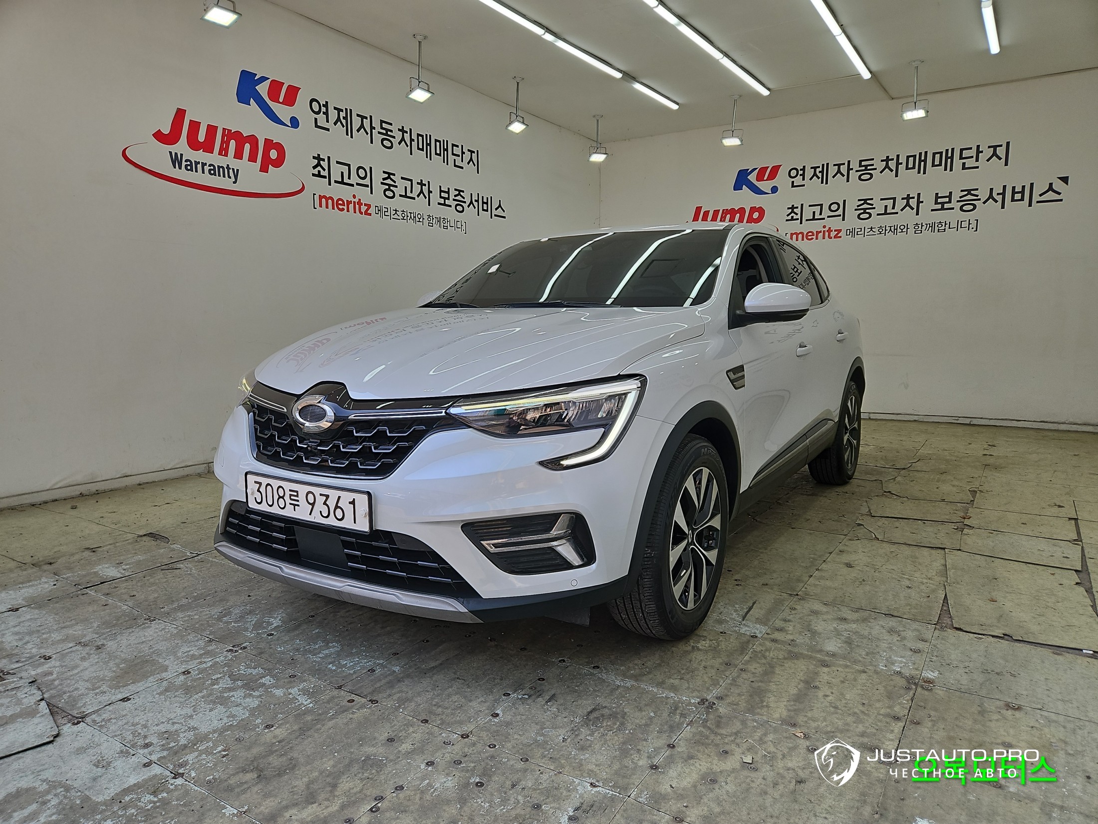 Автомобиль Renault-KoreaSamsung XM3