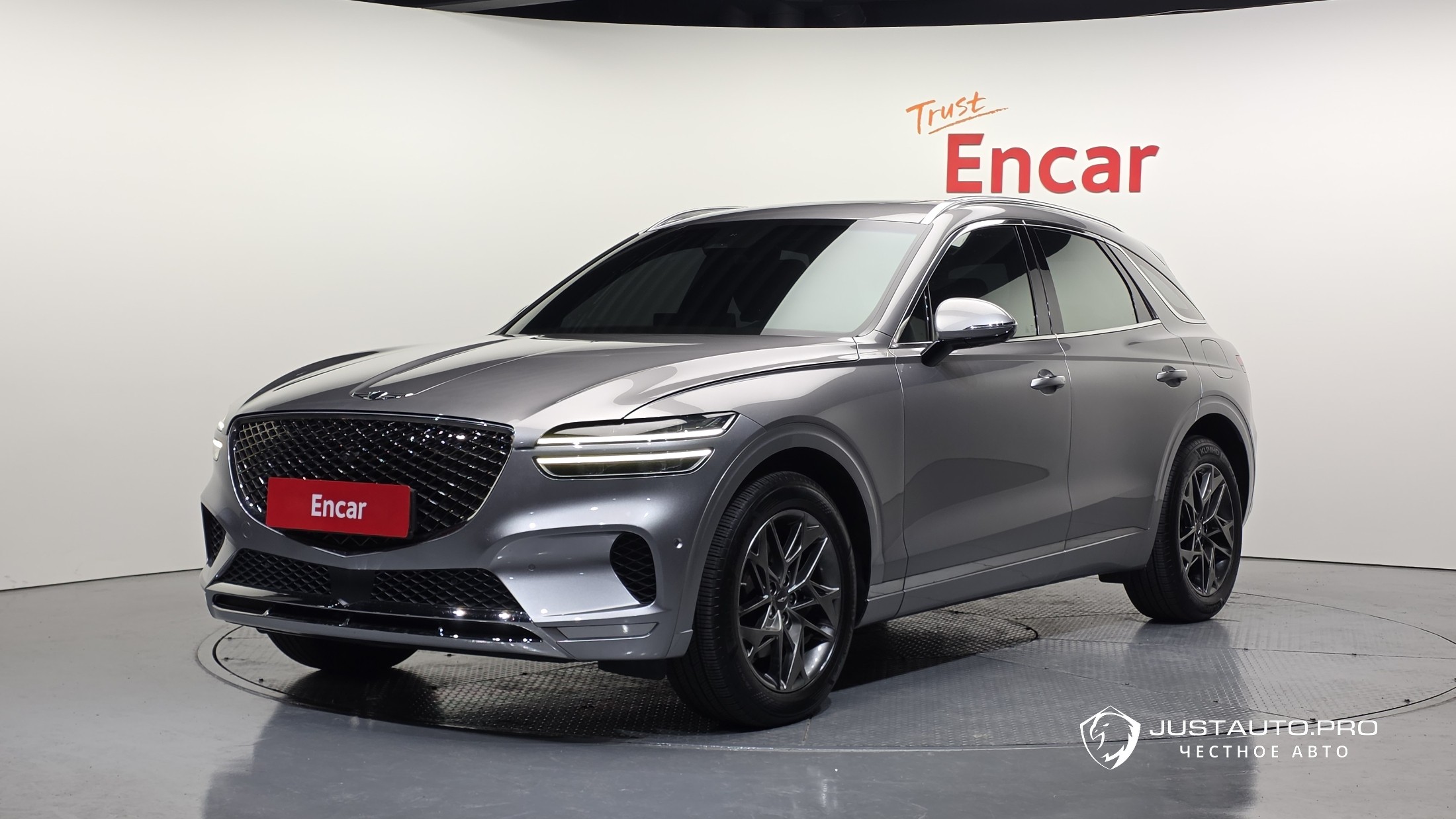 Автомобиль Genesis GV70