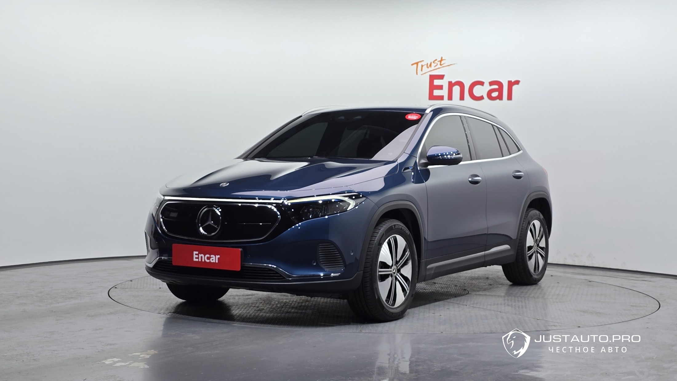 Автомобиль Mercedes-Benz EQA
