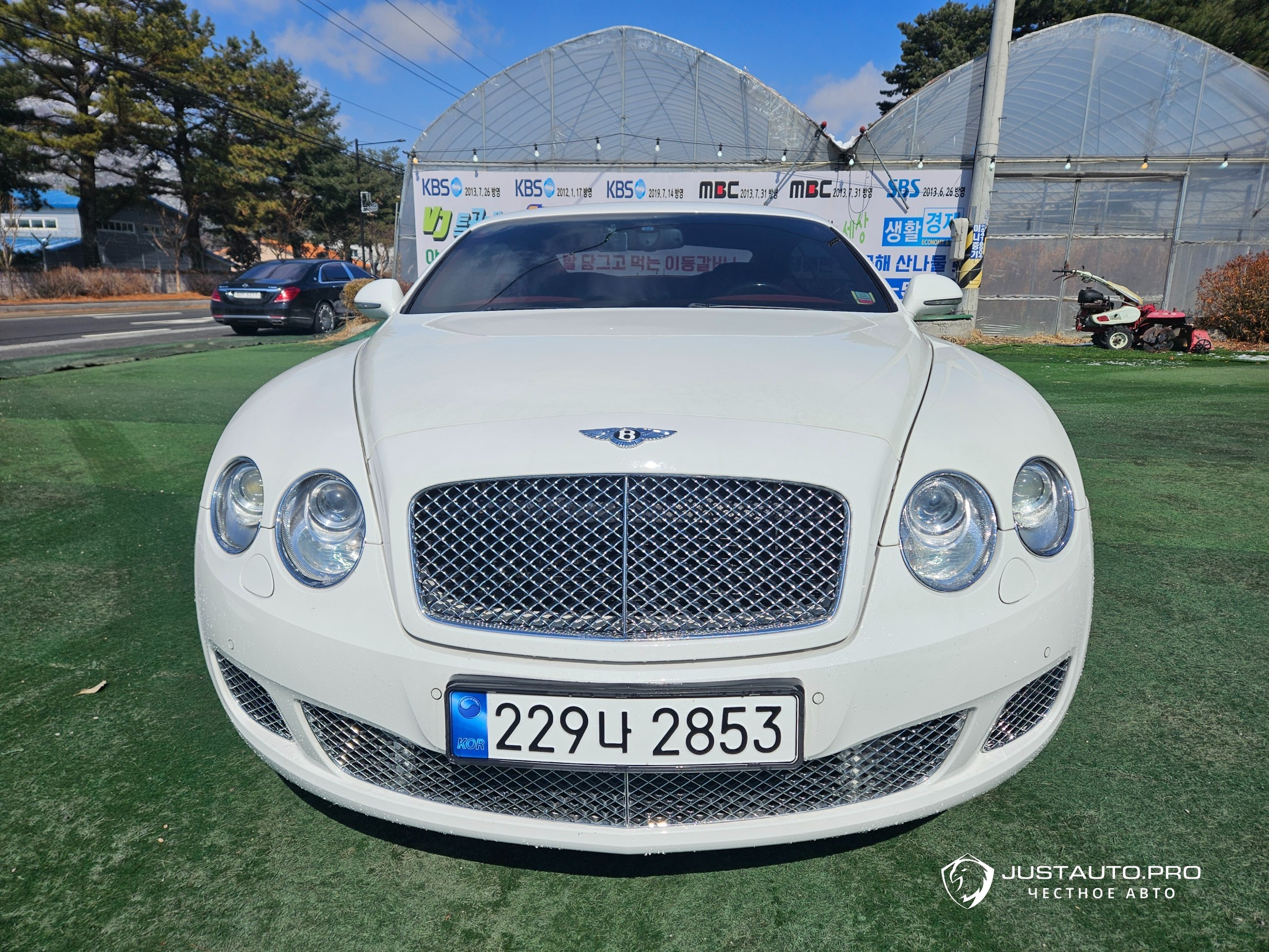Автомобиль Bentley Continental