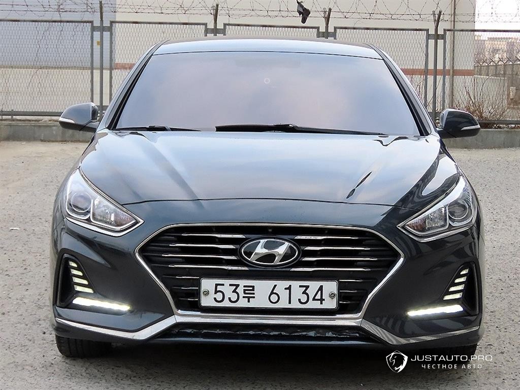 Автомобиль Hyundai Sonata