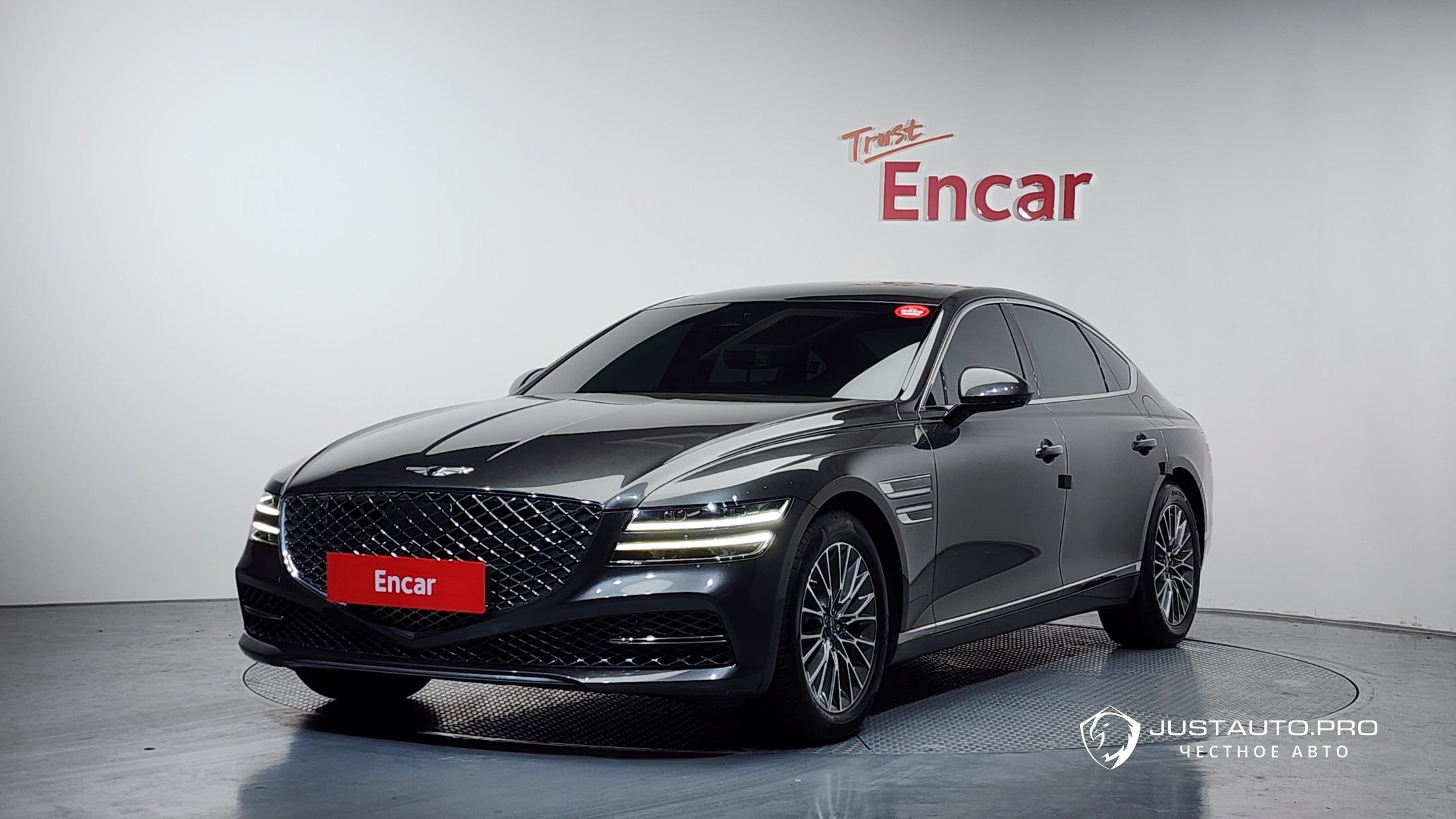 Автомобиль Genesis G80