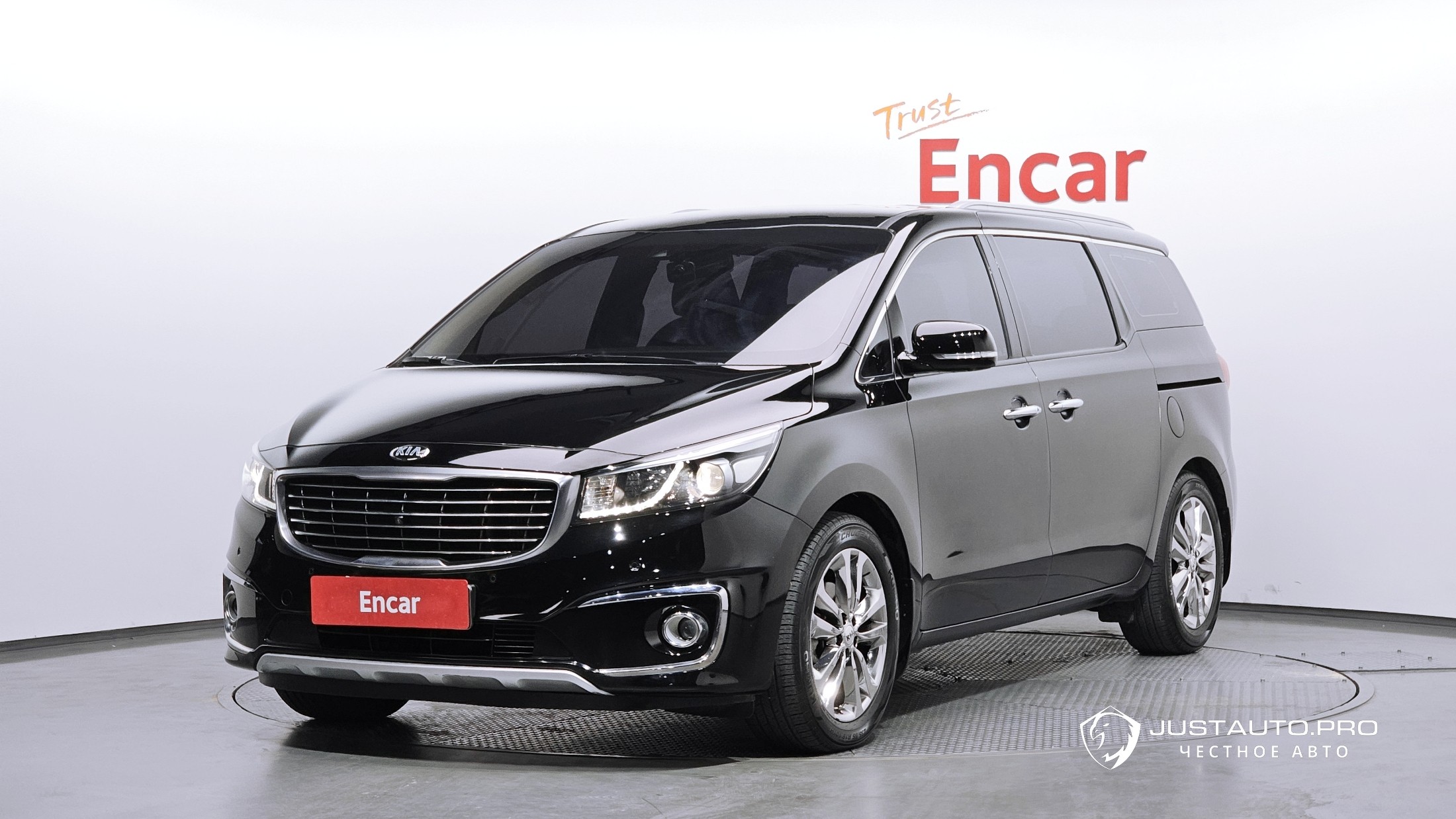 Автомобиль Kia Canival