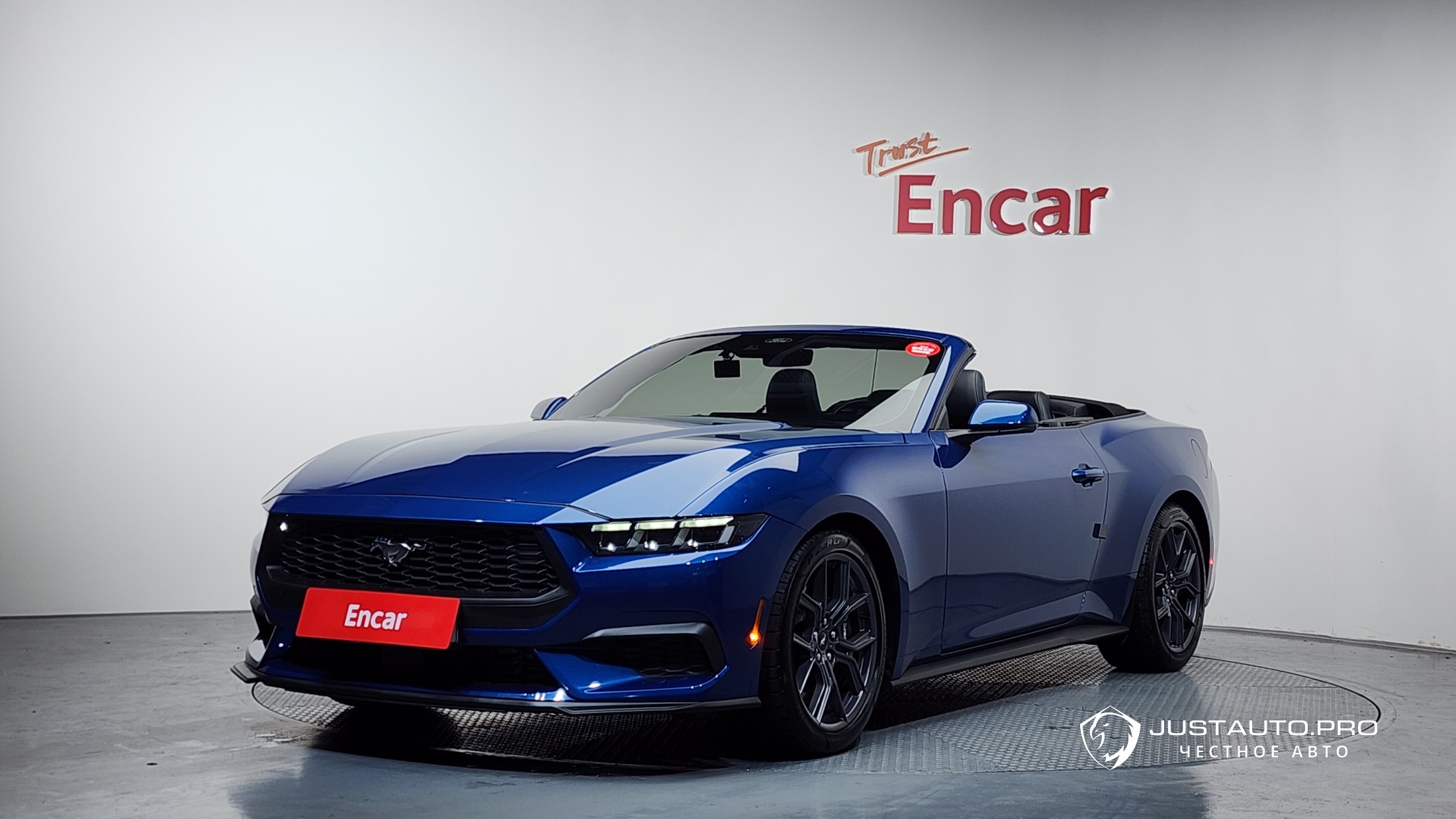 Автомобиль Ford Mustang