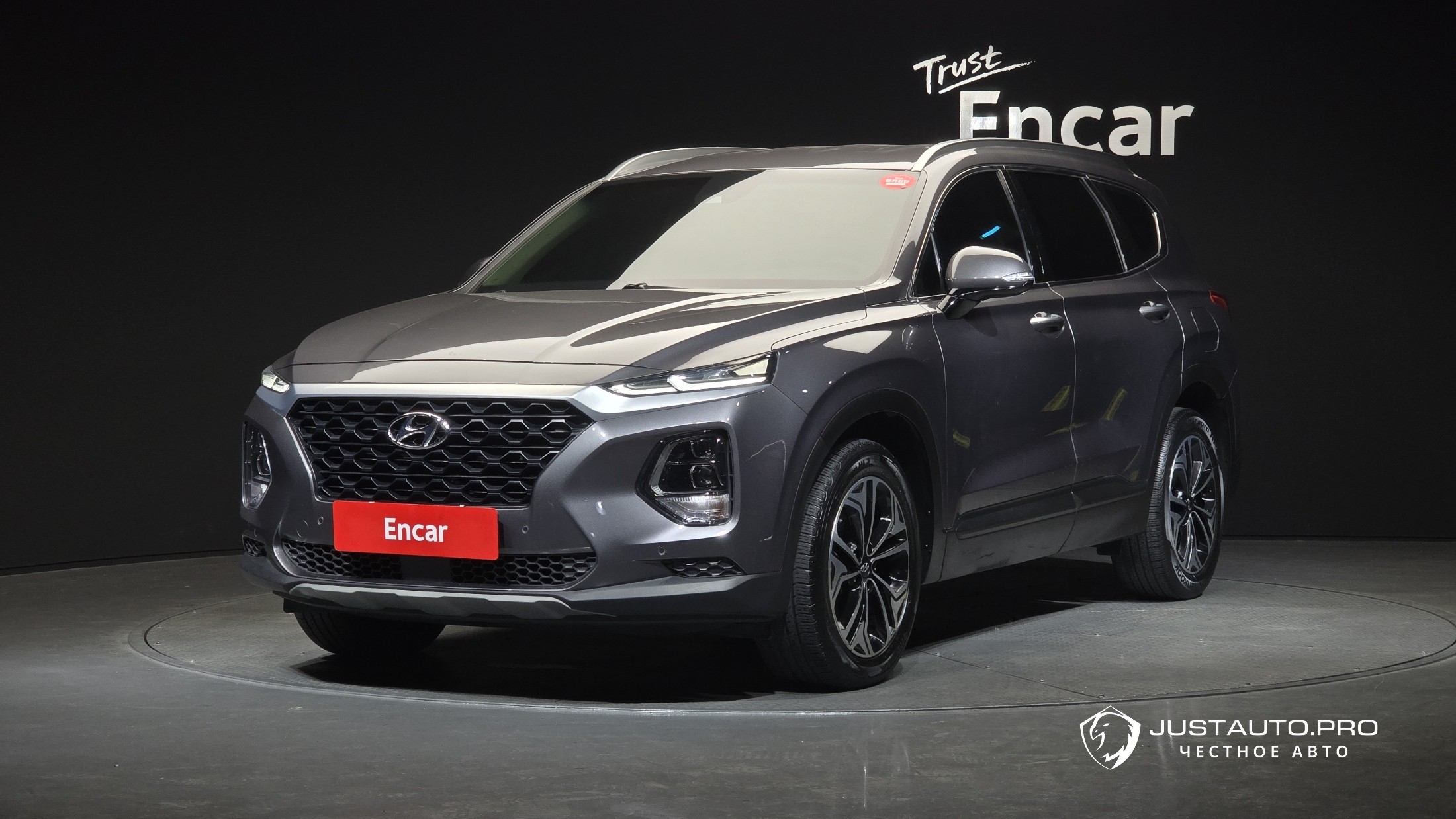 Автомобиль Hyundai Santafe