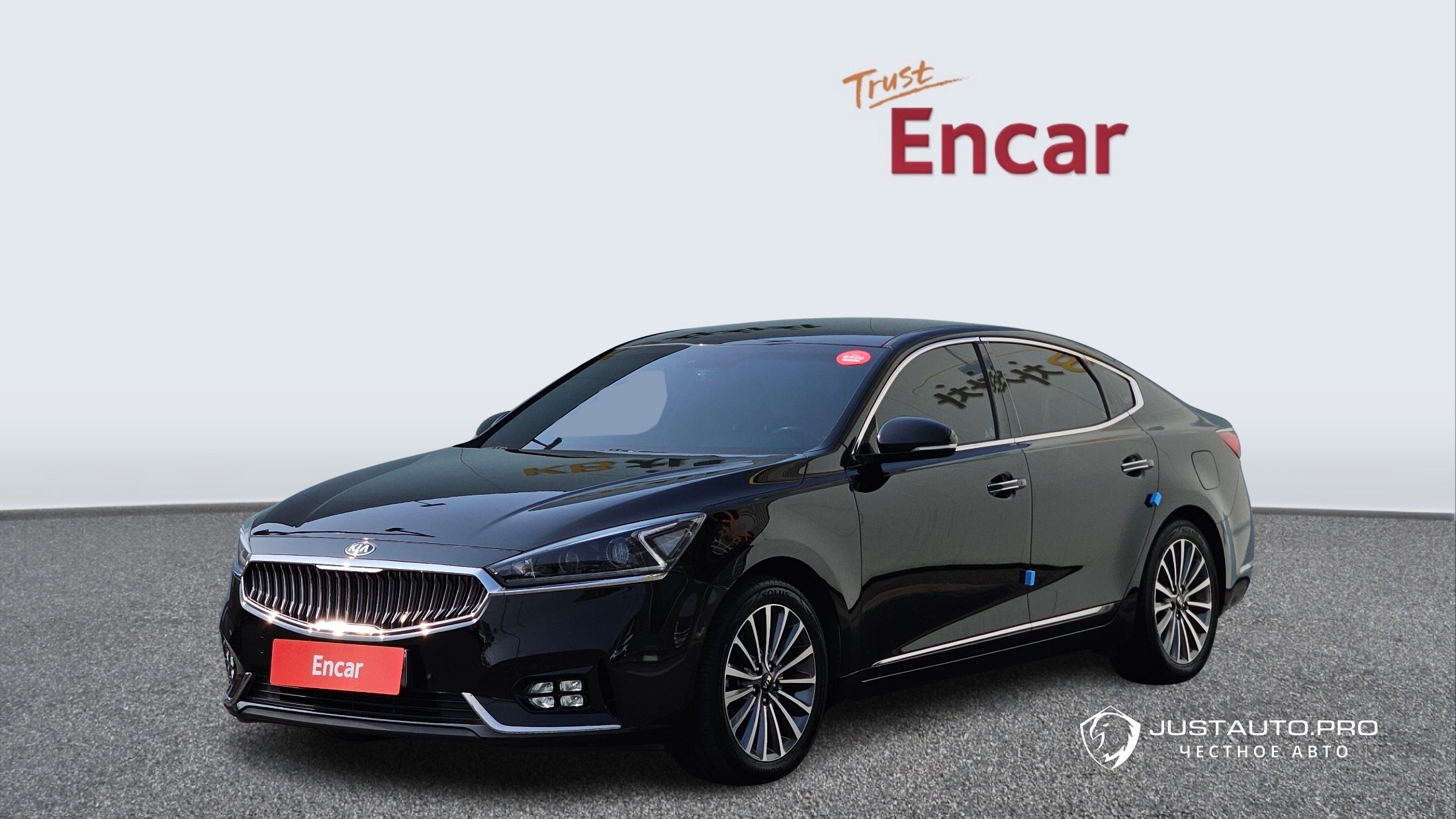 Автомобиль Kia K7