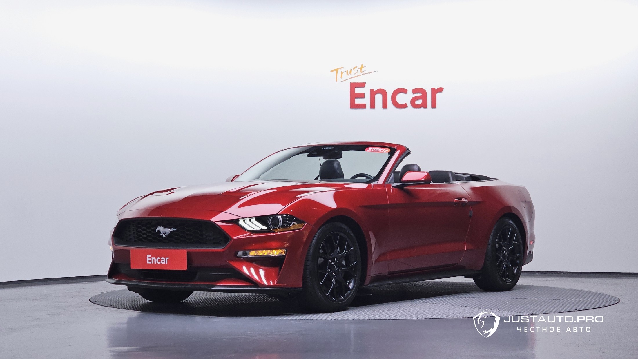 Автомобиль Ford Mustang