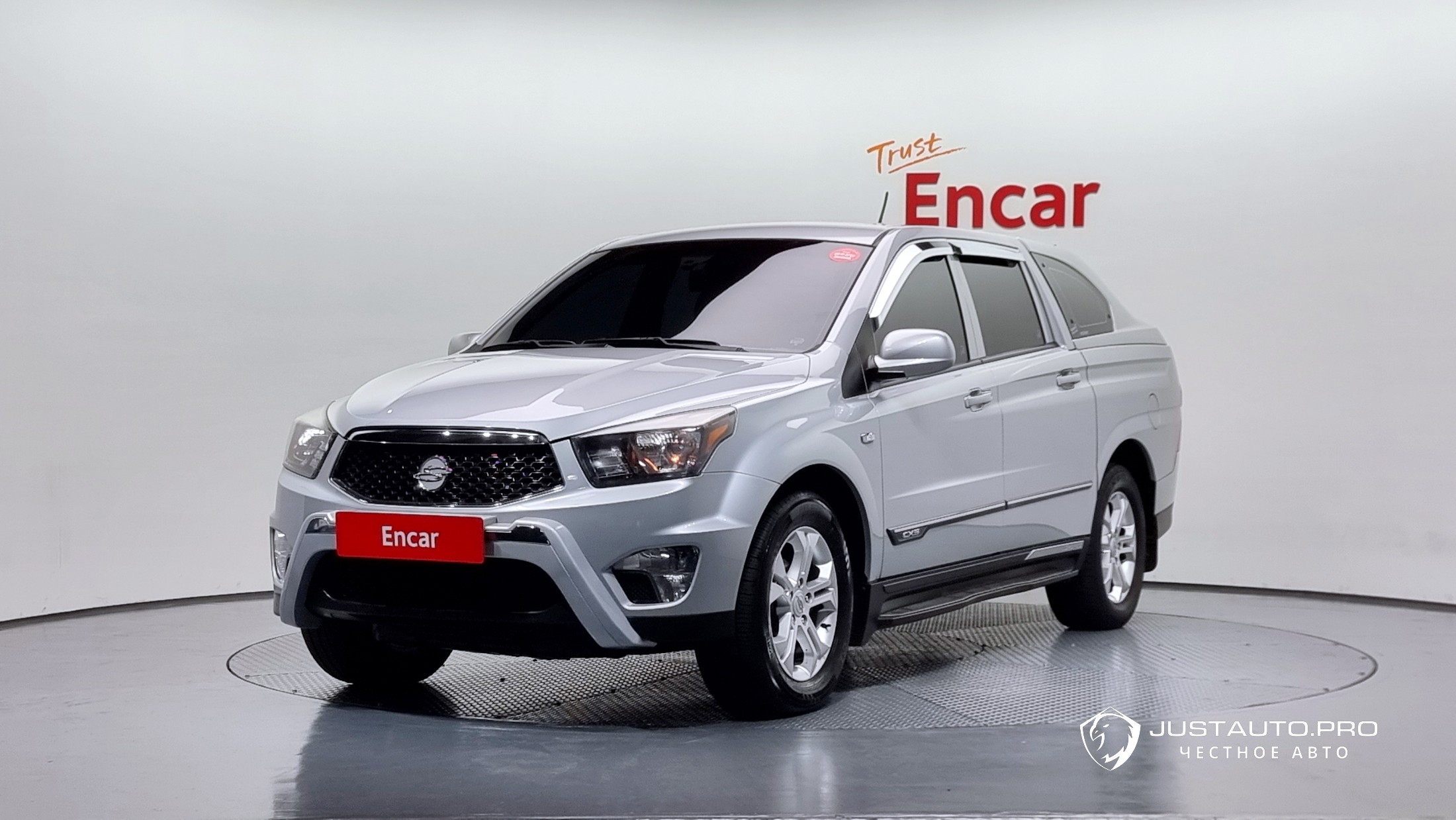 Автомобиль KG_Mobility_Ssangyong KORANDO