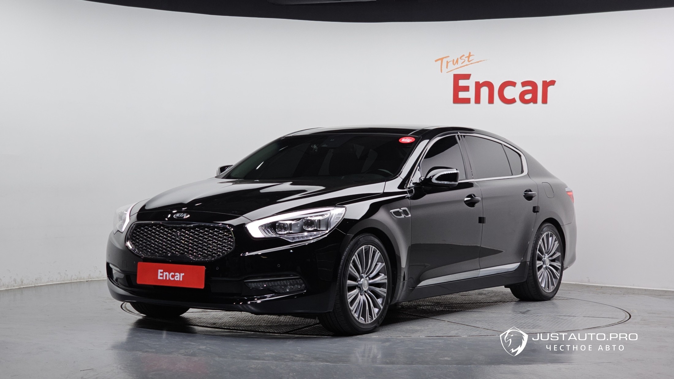 Автомобиль Kia K9