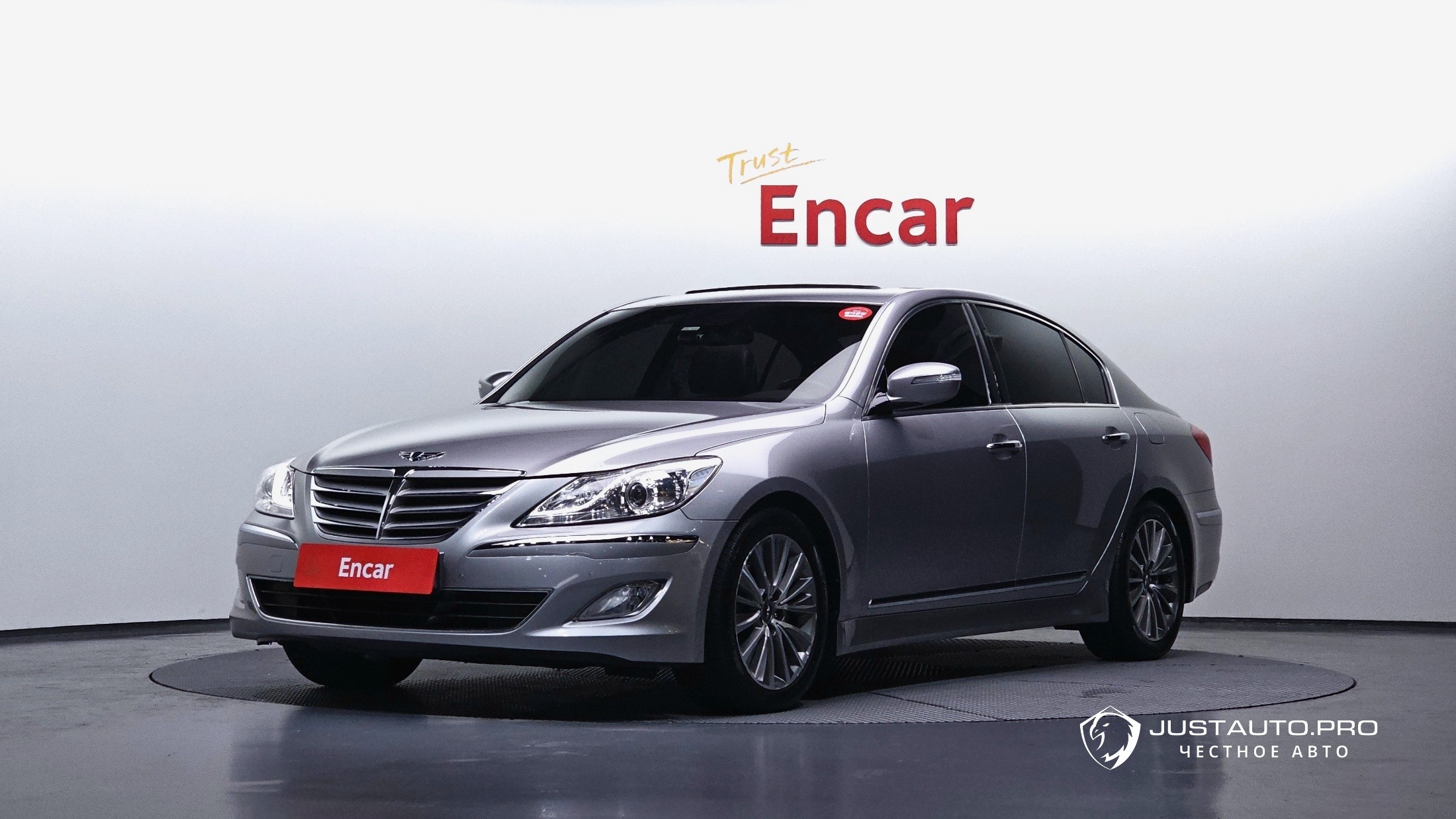 Автомобиль Hyundai Genesis