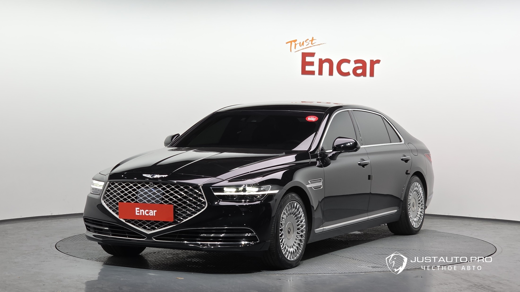Автомобиль Genesis G90