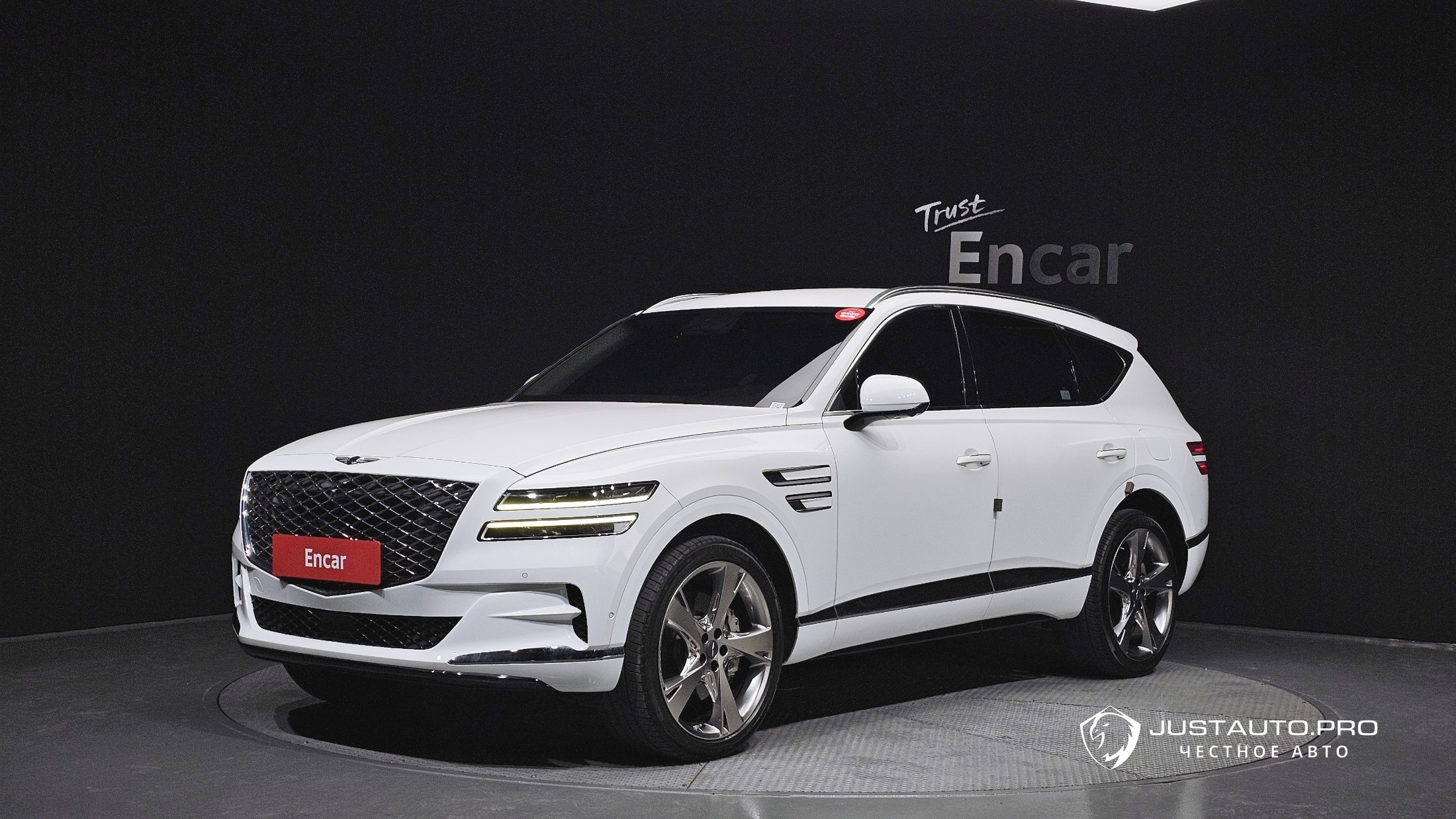 Автомобиль Genesis GV80