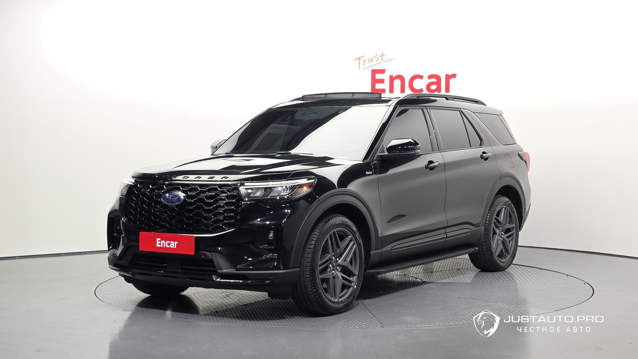Автомобиль Ford Explorer