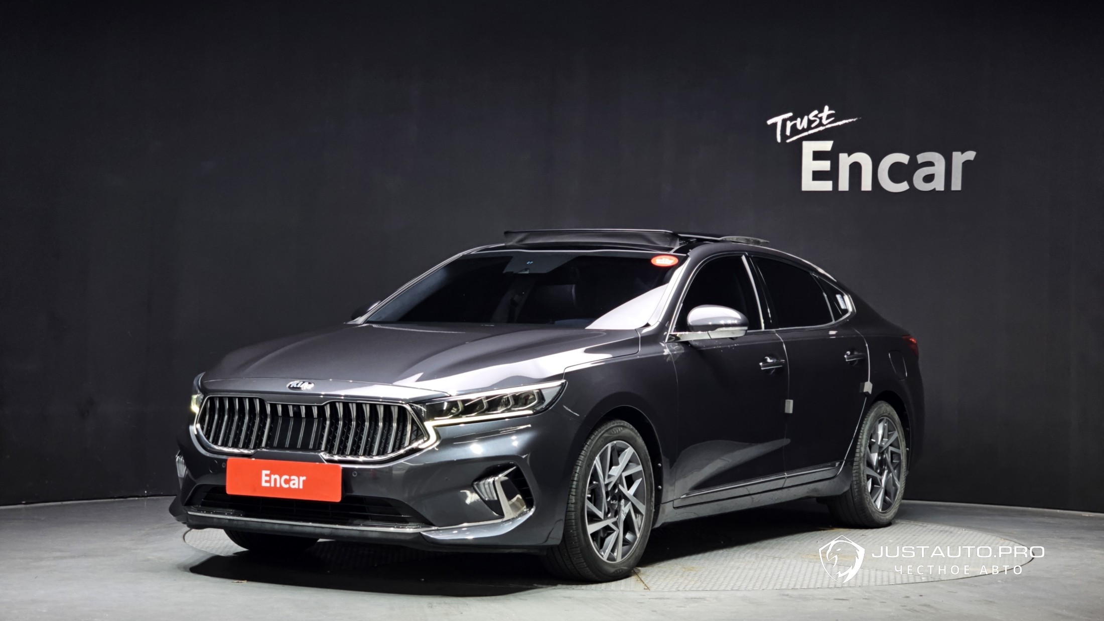 Автомобиль Kia K7