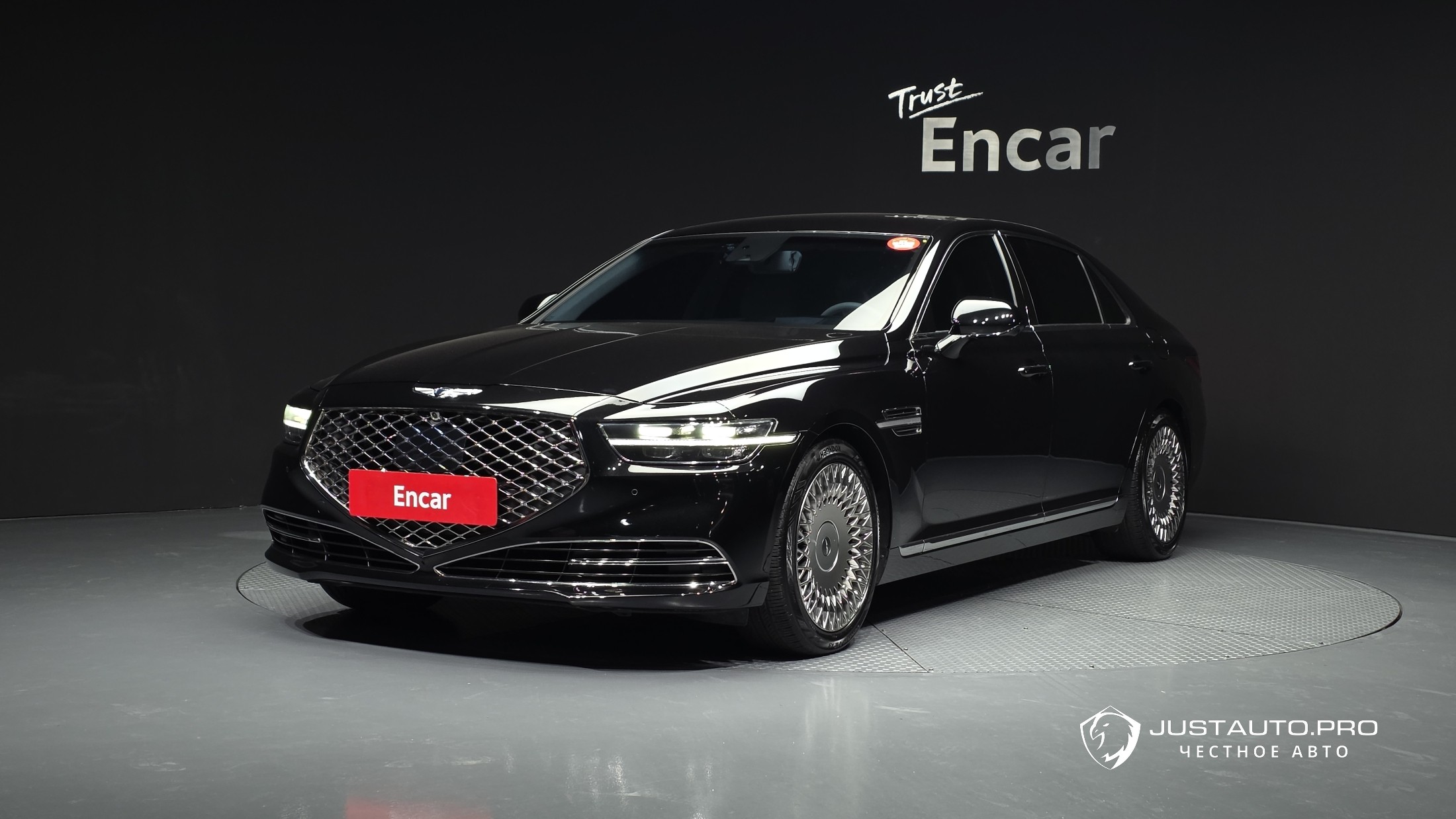 Автомобиль Genesis G90