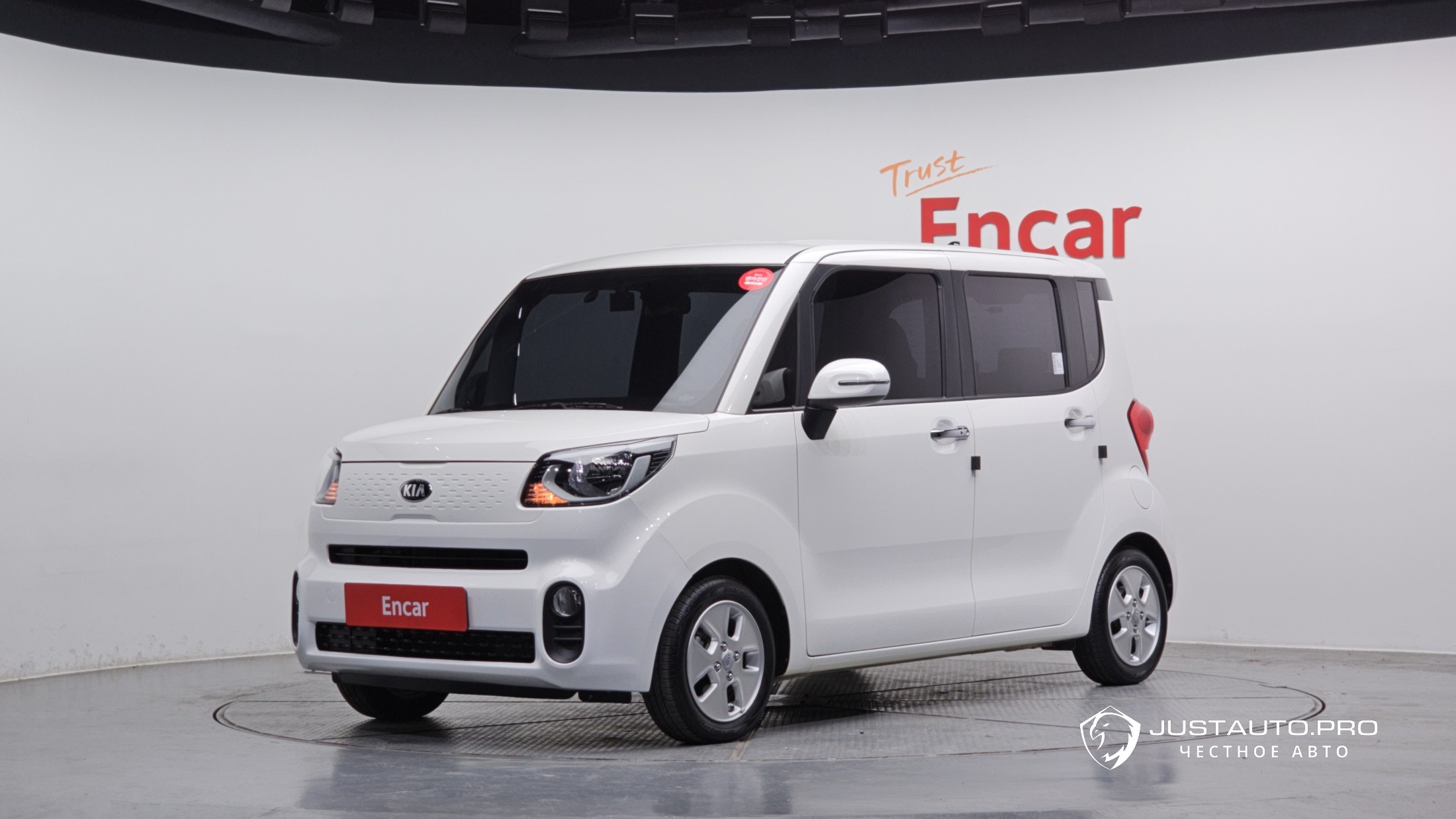 Автомобиль Kia RAY