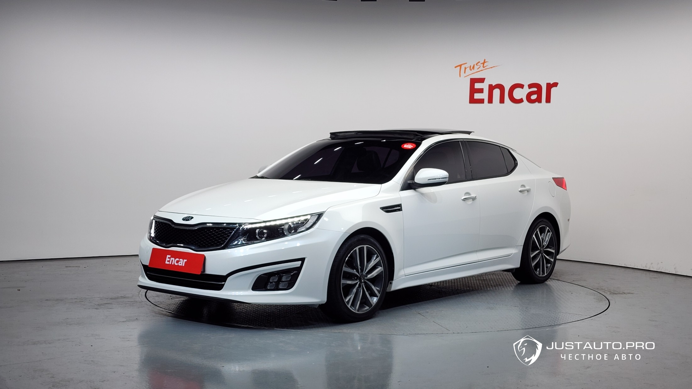 Автомобиль Kia K5